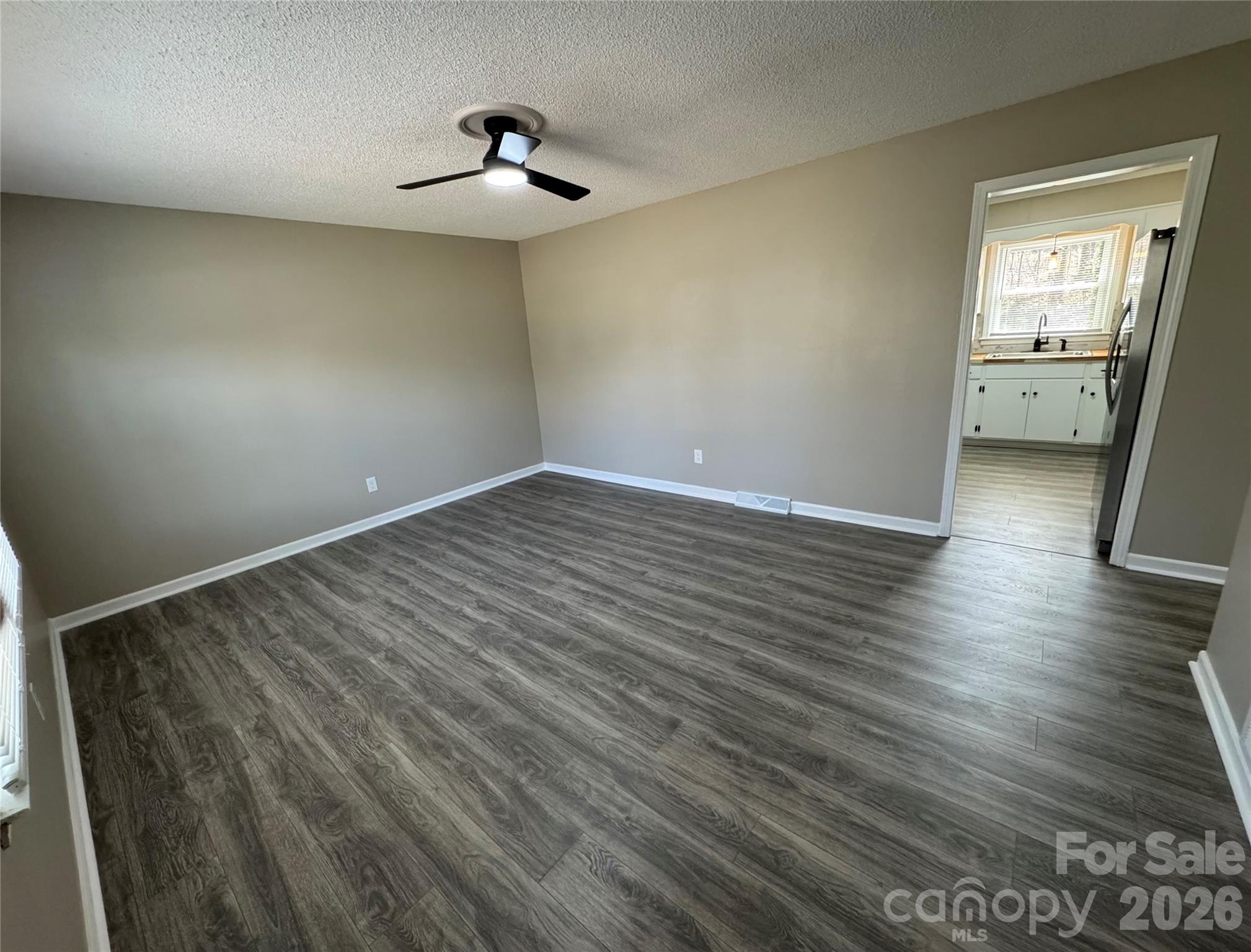 510 Belfast Drive Property Photo 7