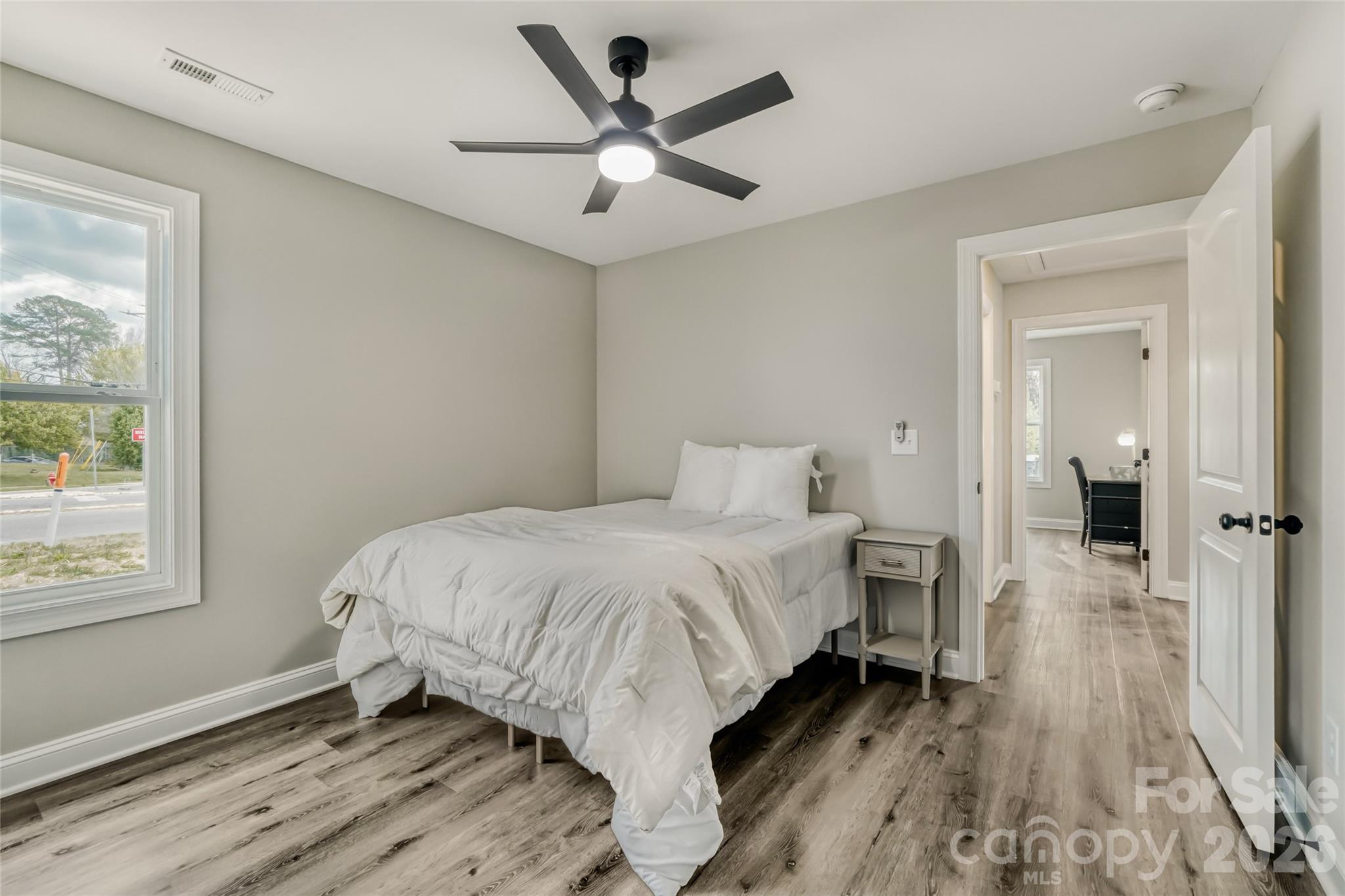 600 Bethpage Road Property Photo 14