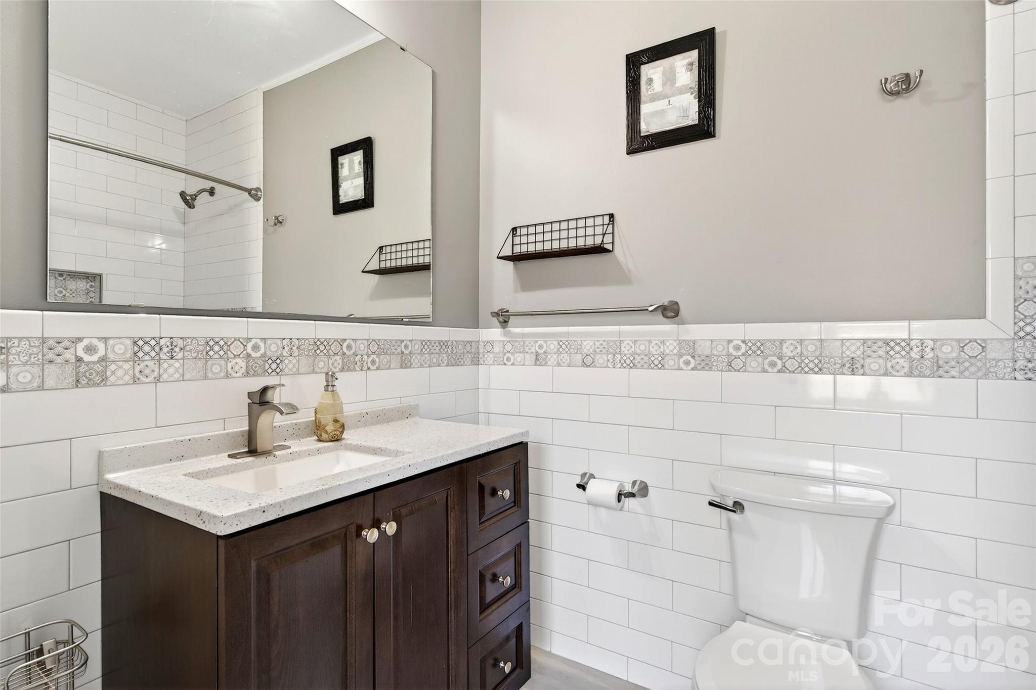 217 E Miller Street Property Photo 43