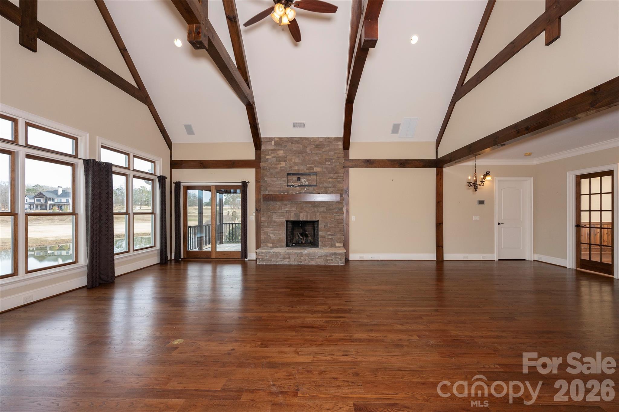 177 Reserve Drive Property Photo 11