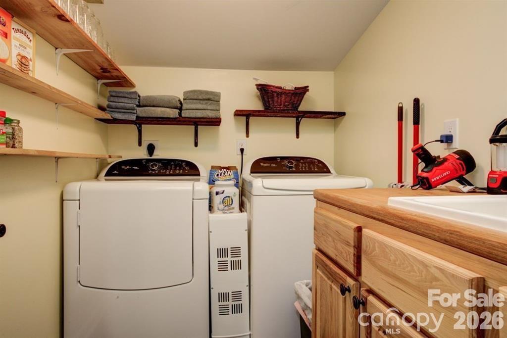 347 Blackberry Inn Road Property Photo 16