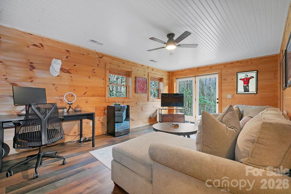 130 Greenfield Circle Property Photo 30