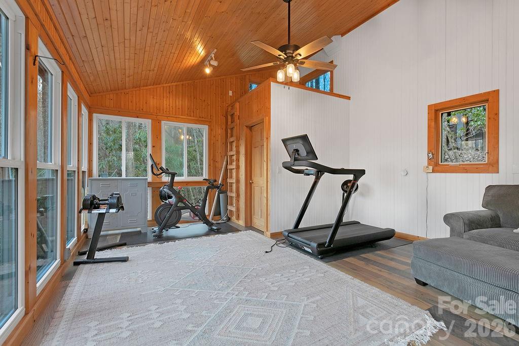 130 Greenfield Circle Property Photo 45