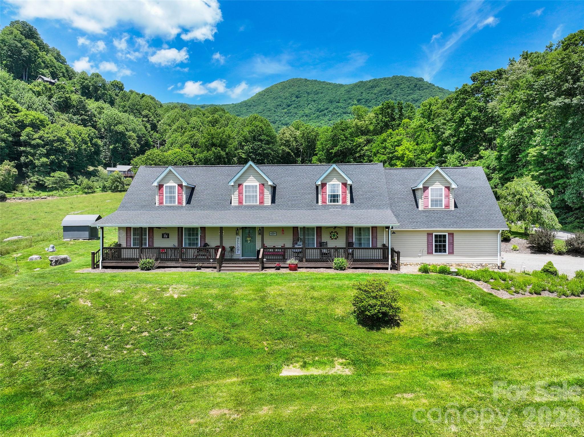 371 Ned Cove Road Property Photo 1