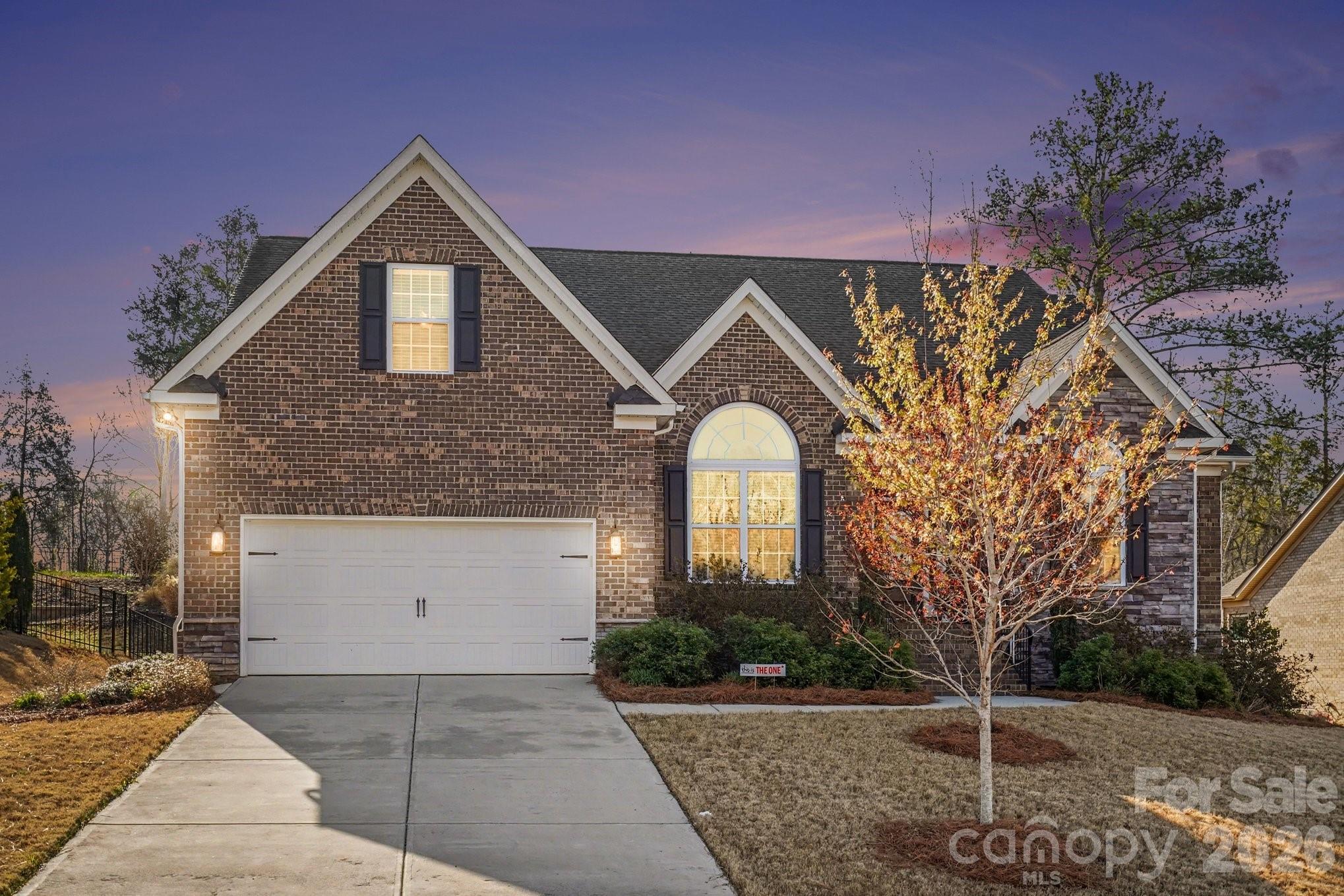 10885 Greenvale Drive Property Photo 1