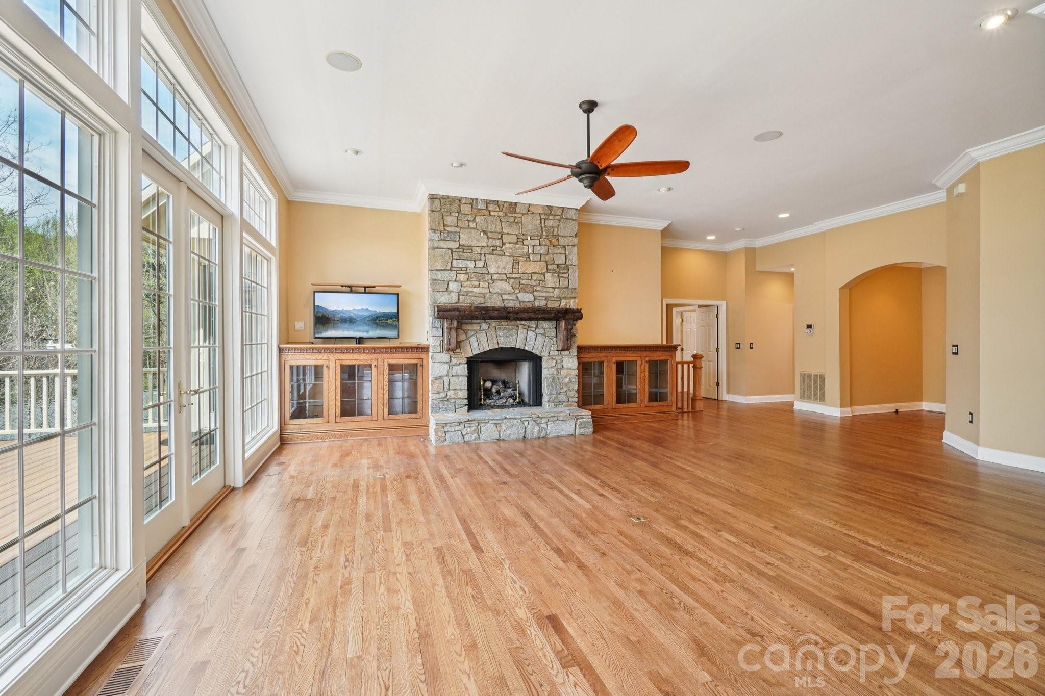 304 Pine Forest Trace Property Photo 10