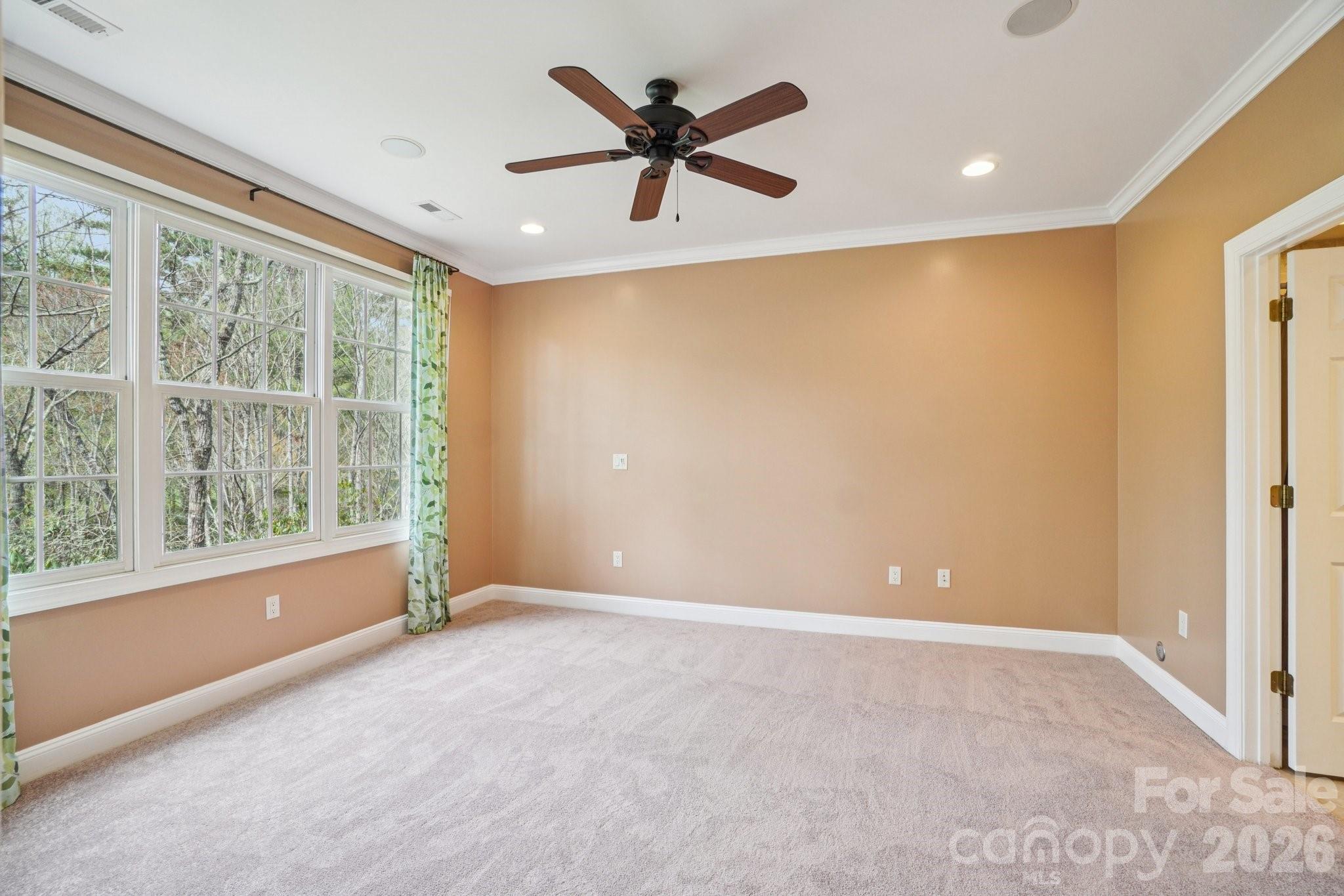 304 Pine Forest Trace Property Photo 34