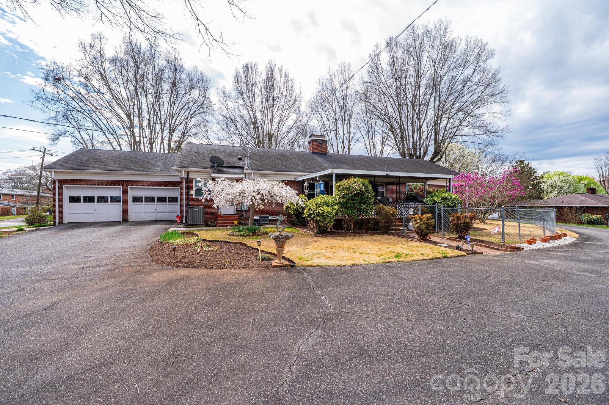 1724 2nd Avenue Property Photo 6