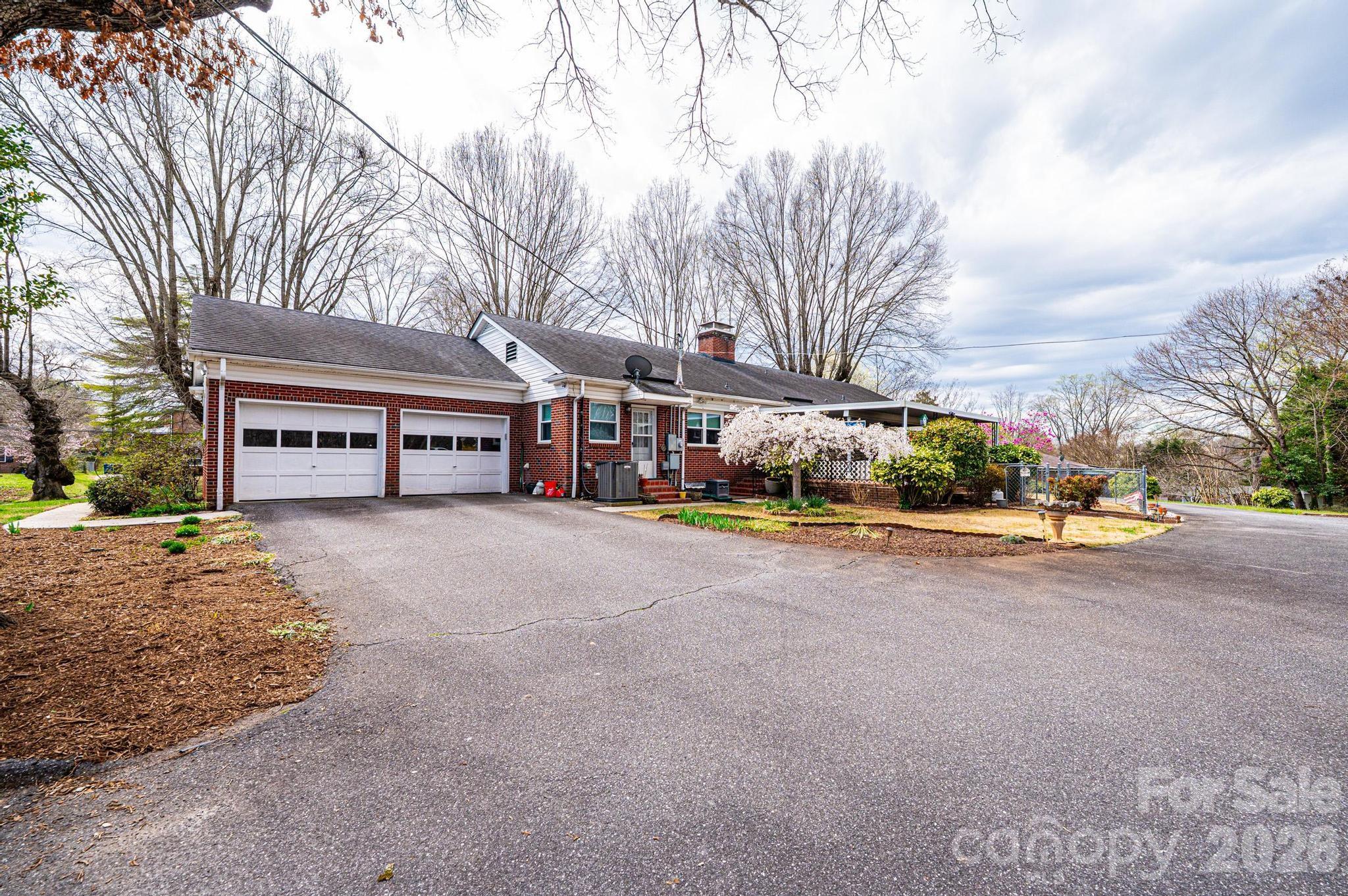 1724 2nd Avenue Property Photo 7
