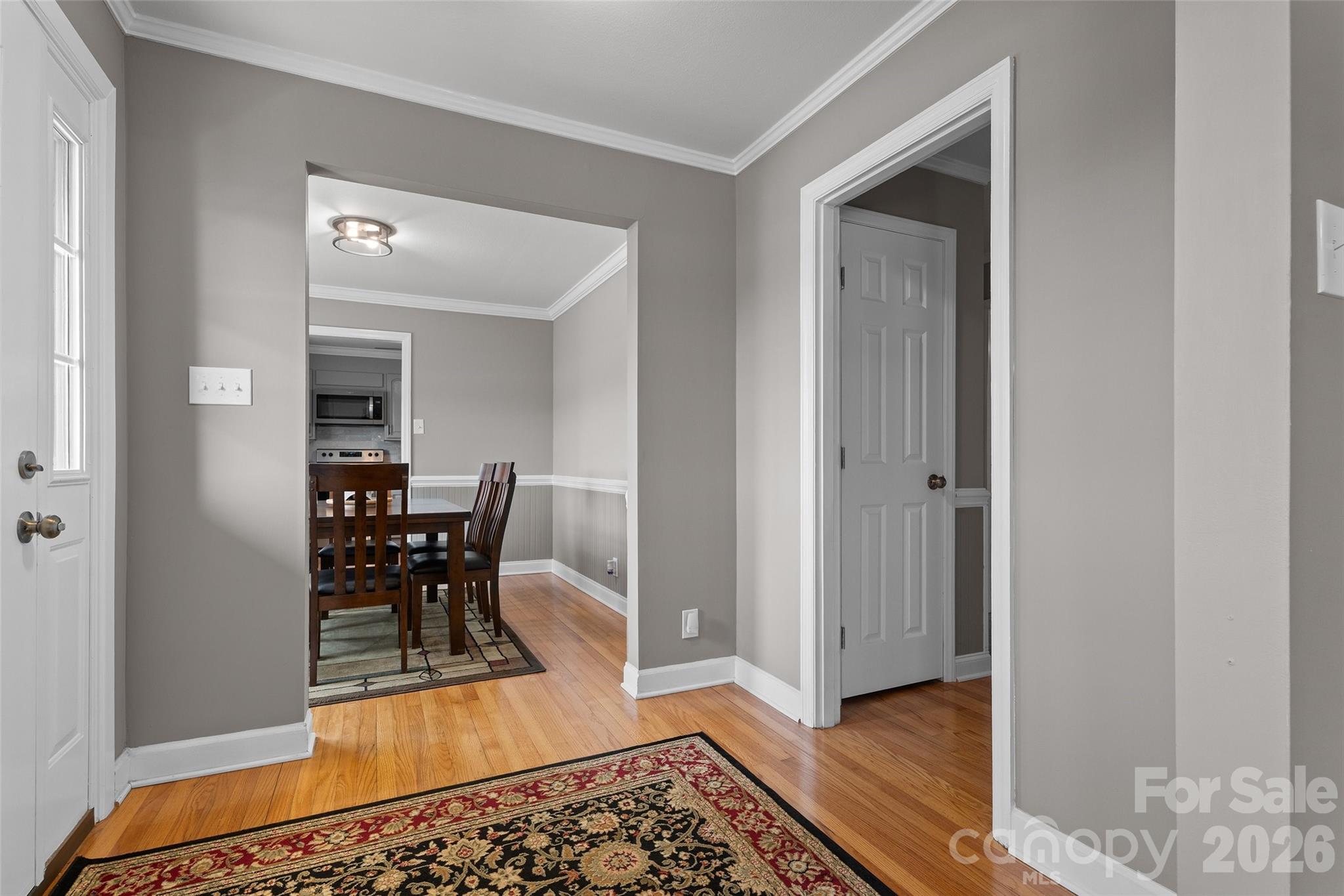 871 Saluda Road Property Photo 9