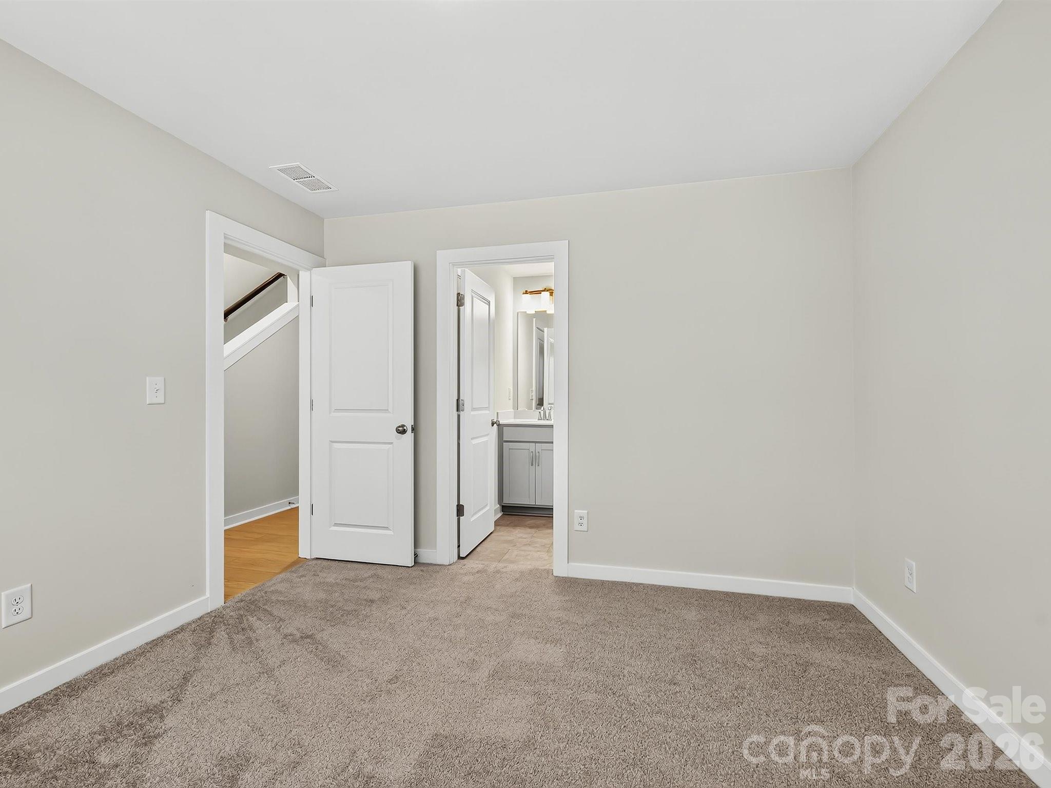 1136 Bismuth Lane Property Photo 9