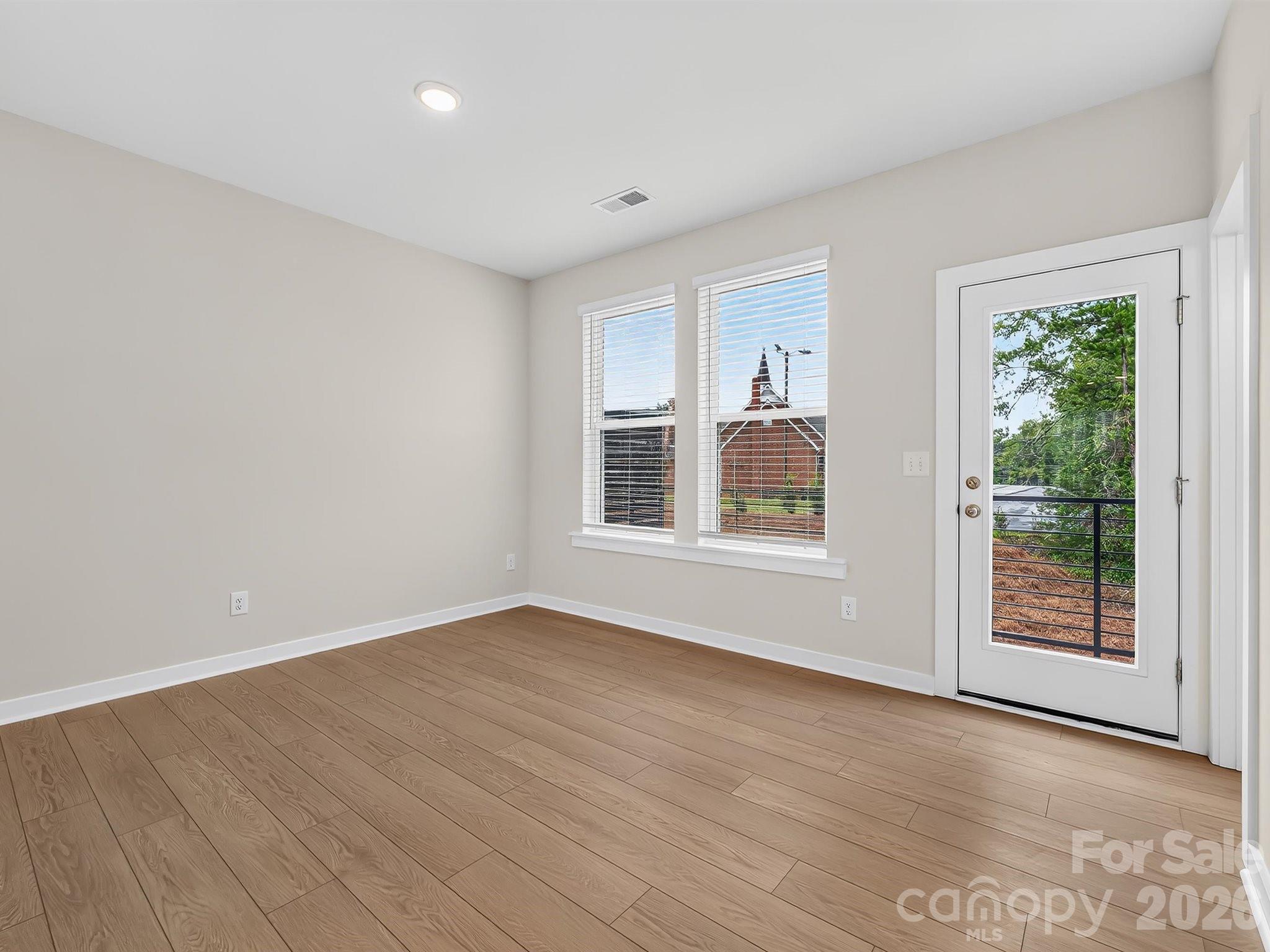 1136 Bismuth Lane Property Photo 12