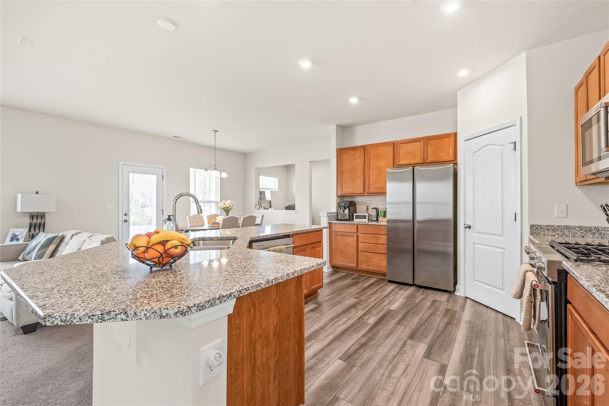 1043 Kalli Drive Property Photo 6