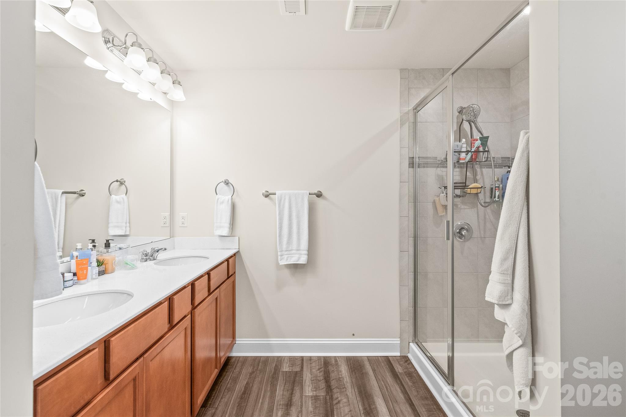 1043 Kalli Drive Property Photo 16