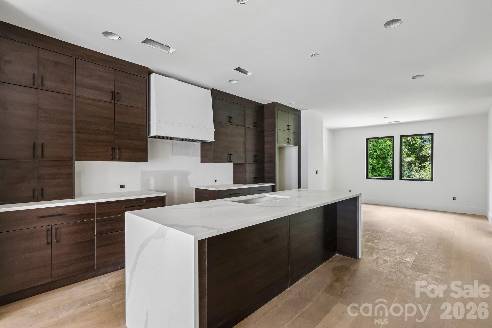 1539 Crystal Road Property Photo 4