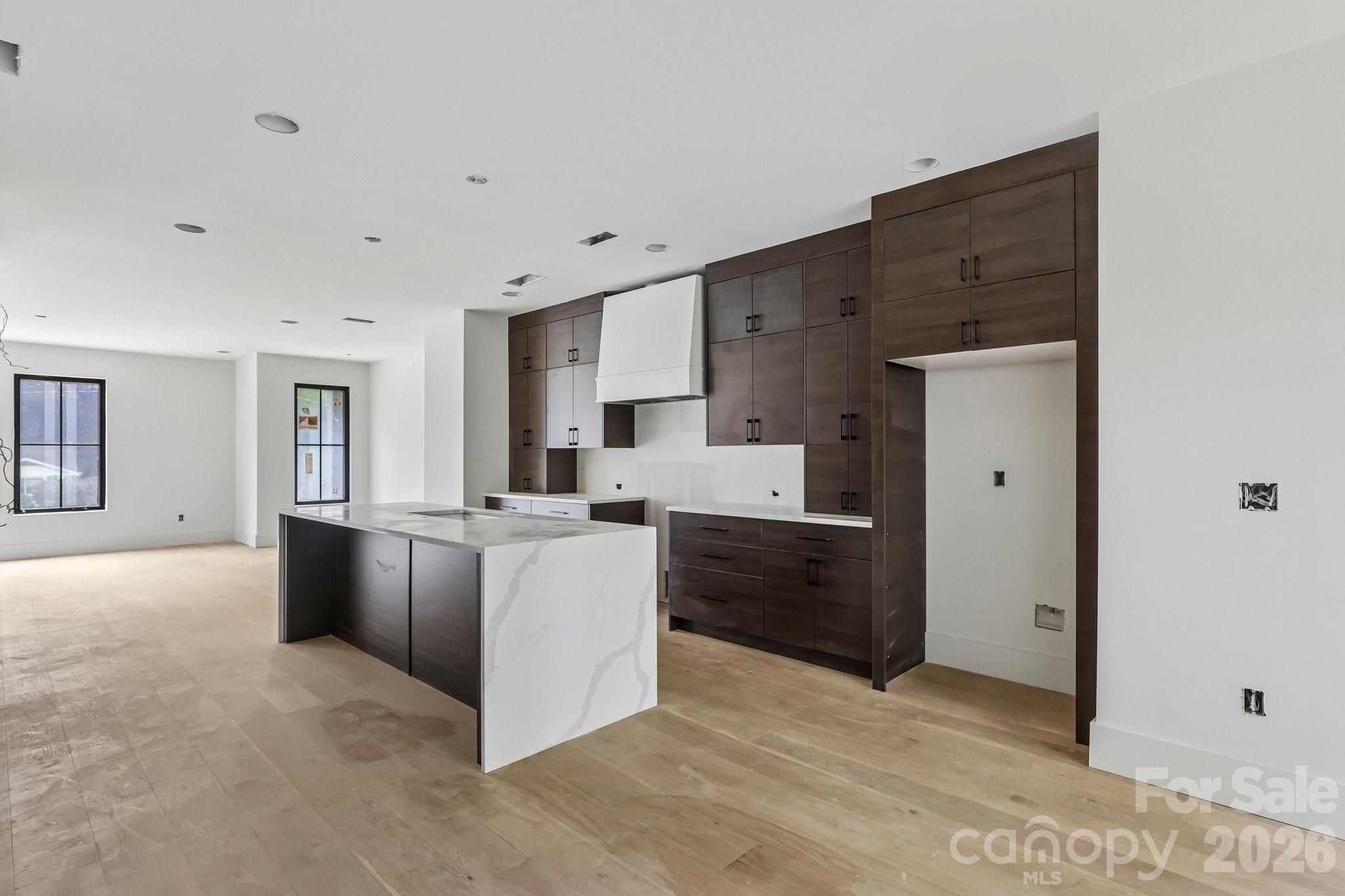 1539 Crystal Road Property Photo 5