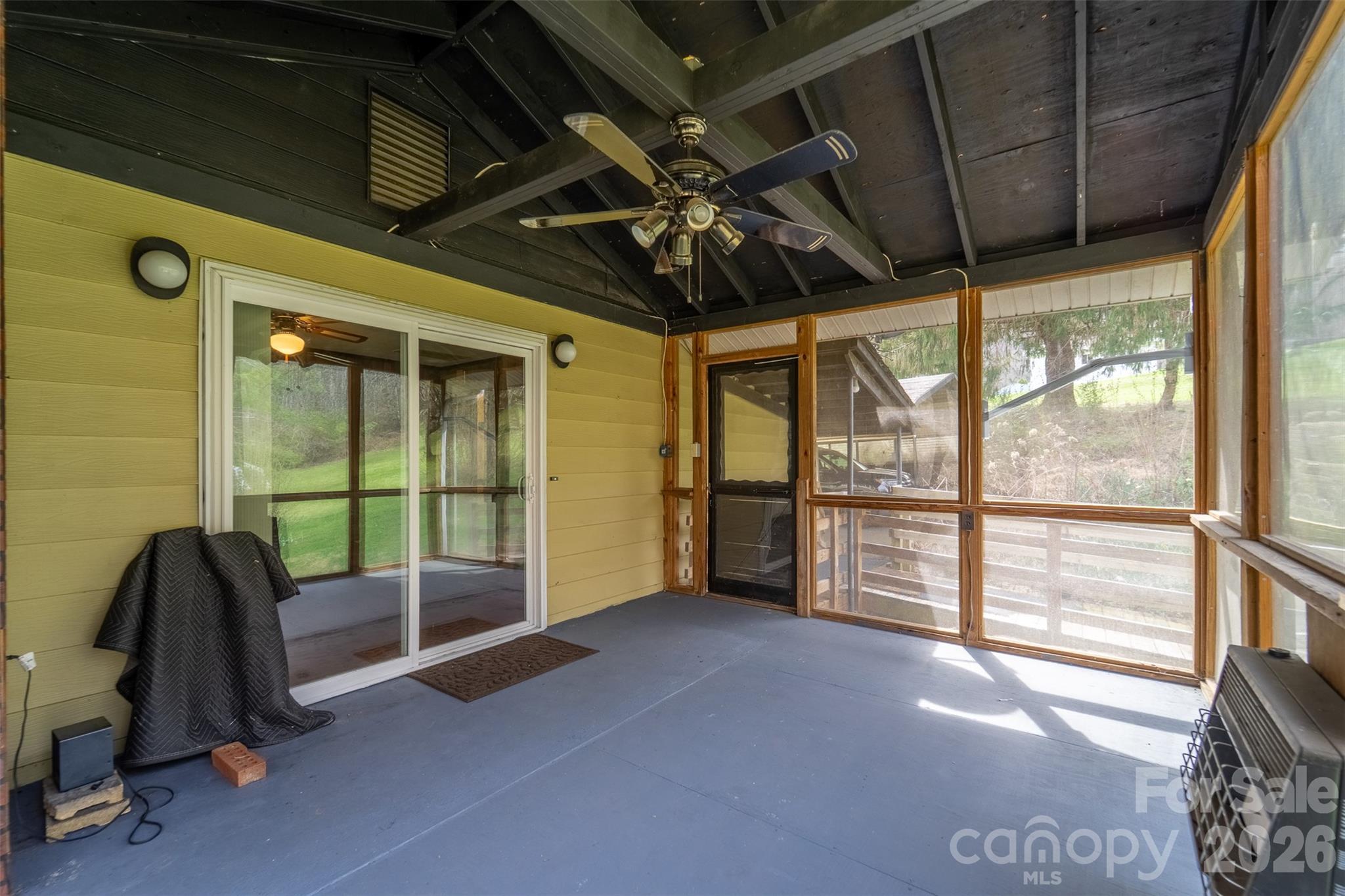 318 Sunrise Park Property Photo 22
