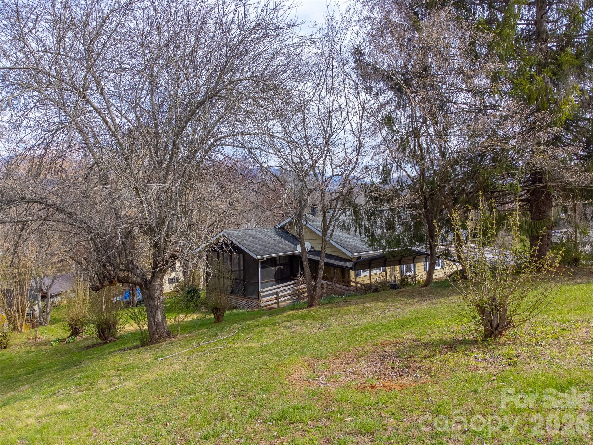 318 Sunrise Park Property Photo 27