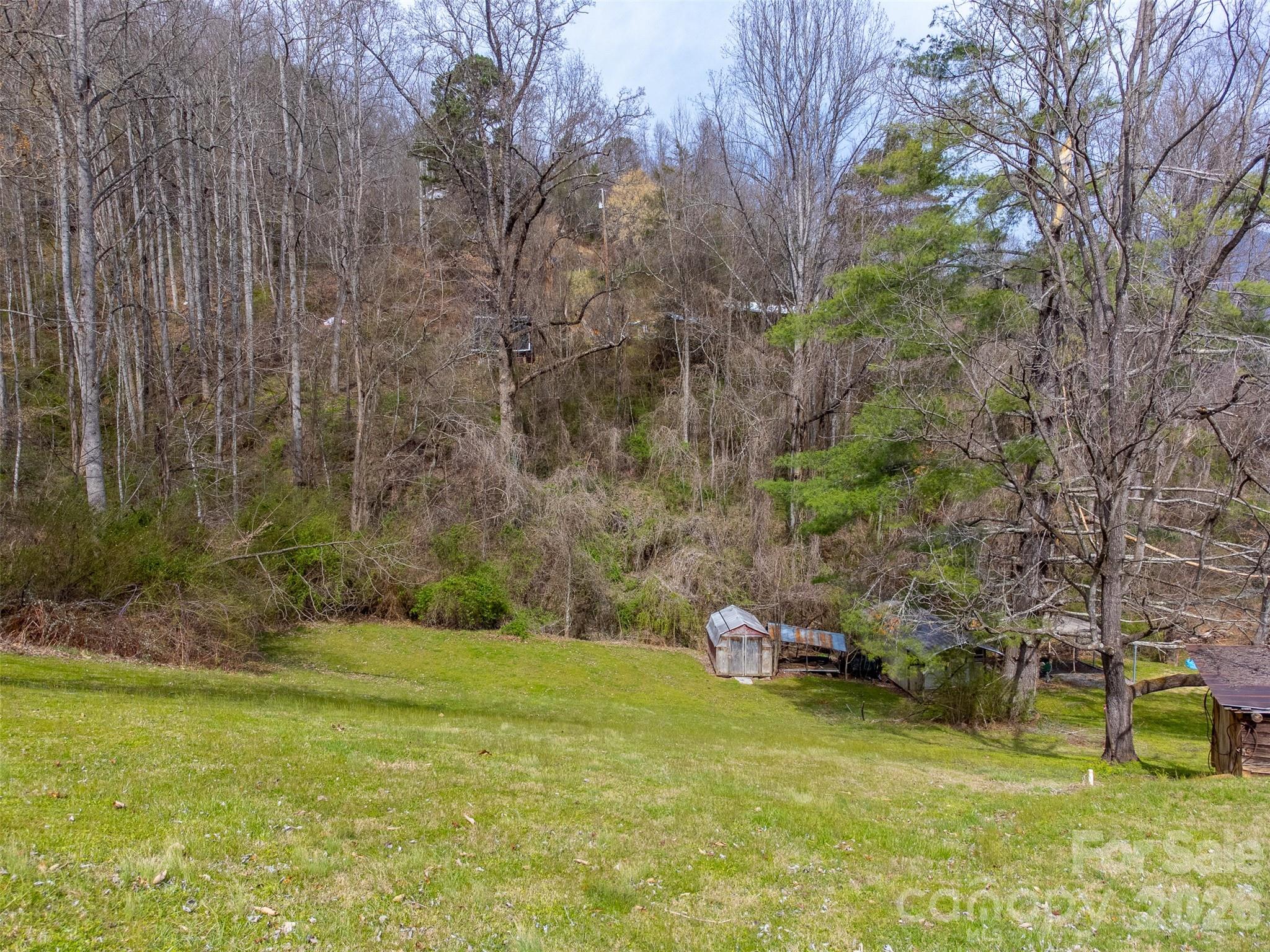 318 Sunrise Park Property Photo 35