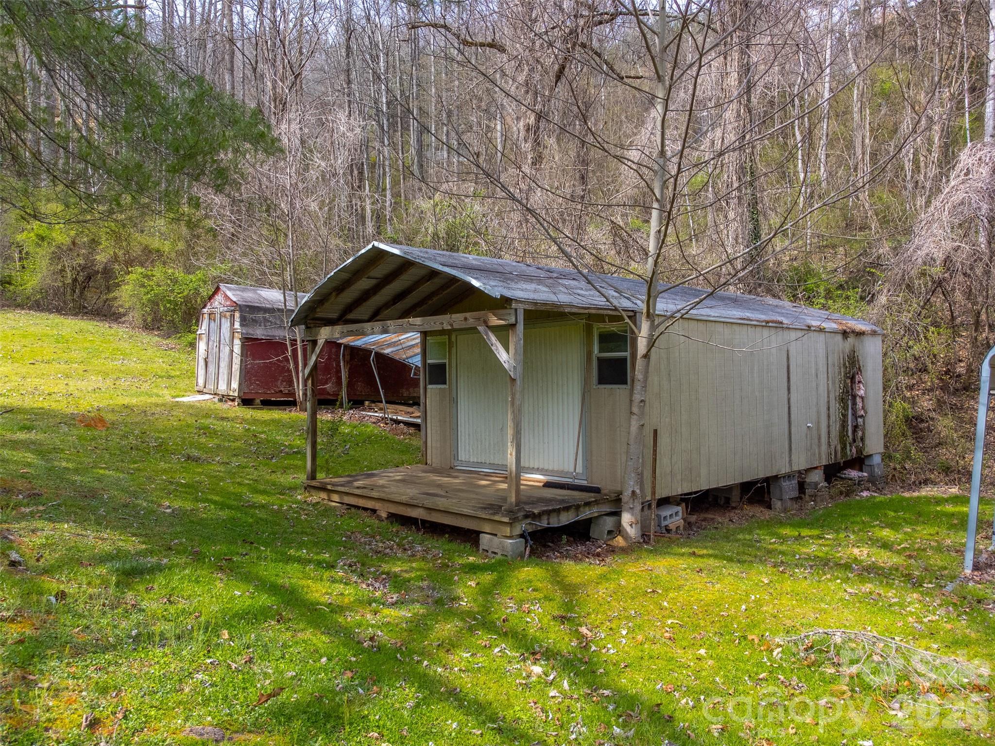 318 Sunrise Park Property Photo 41
