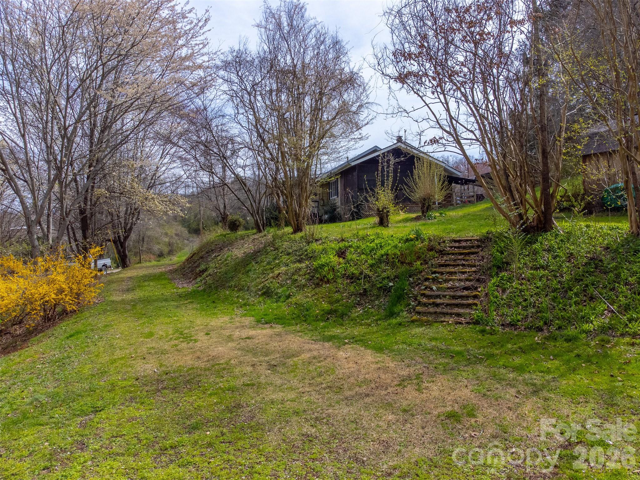 318 Sunrise Park Property Photo 43