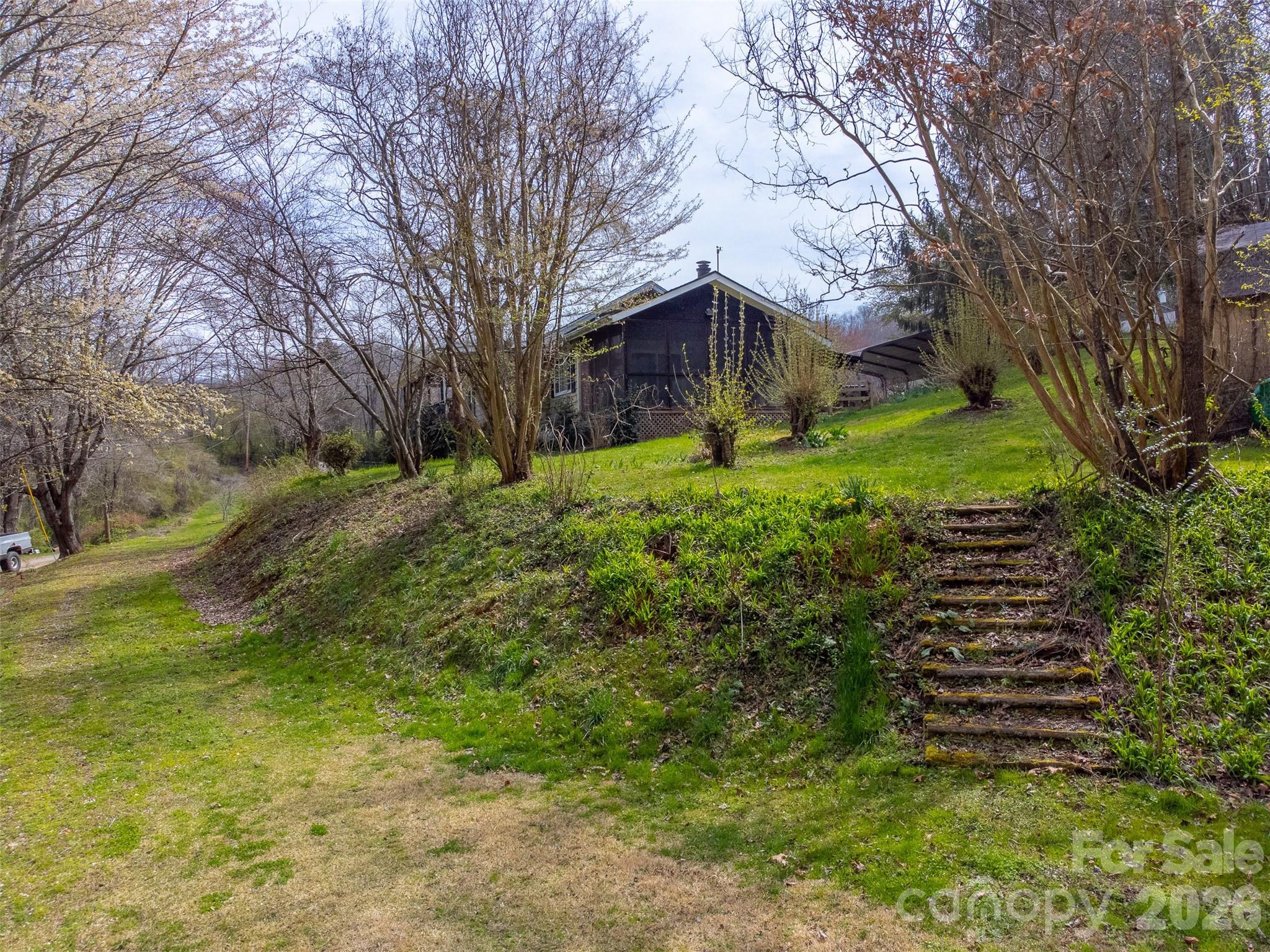 318 Sunrise Park Property Photo 44