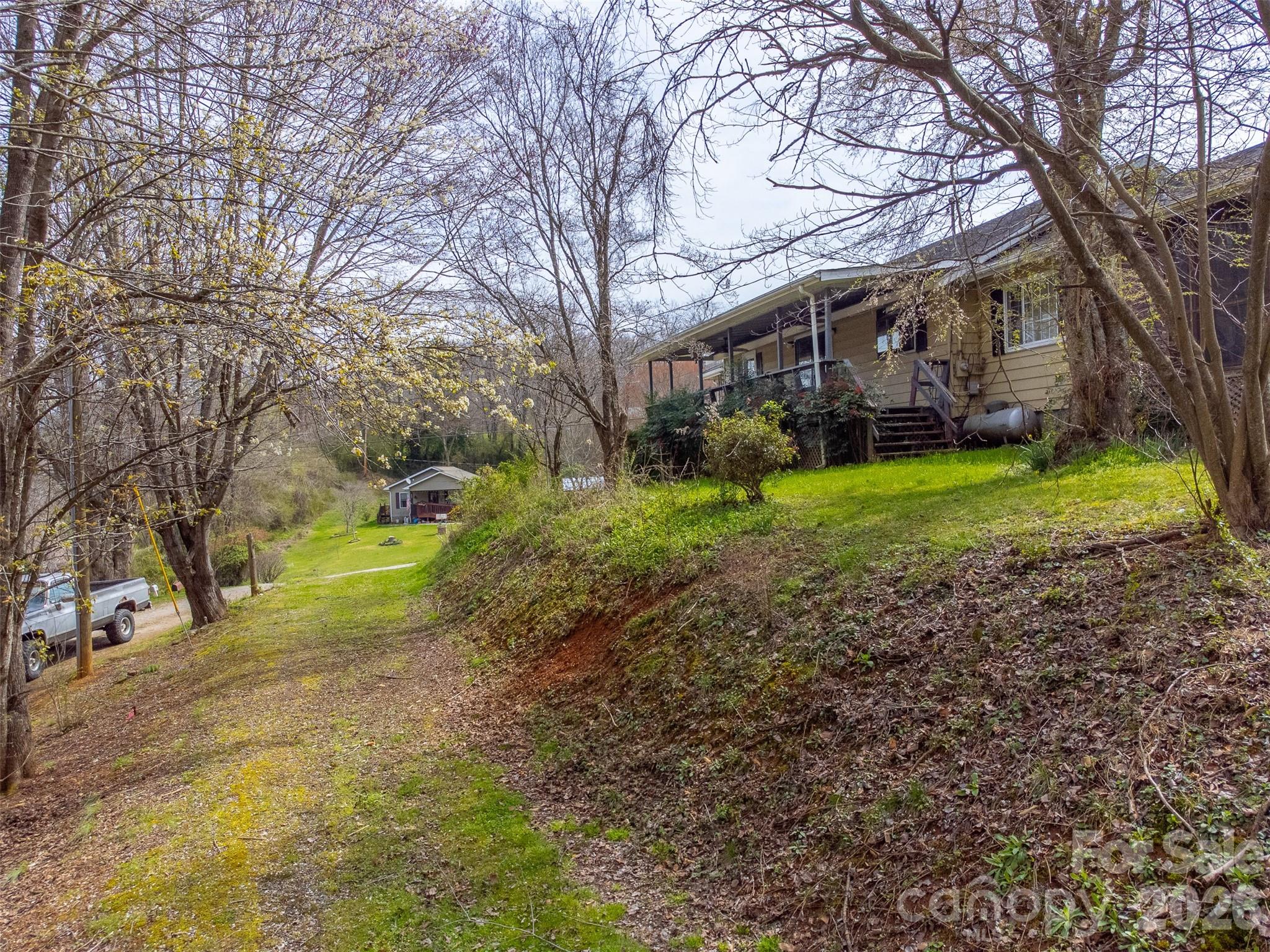 318 Sunrise Park Property Photo 45