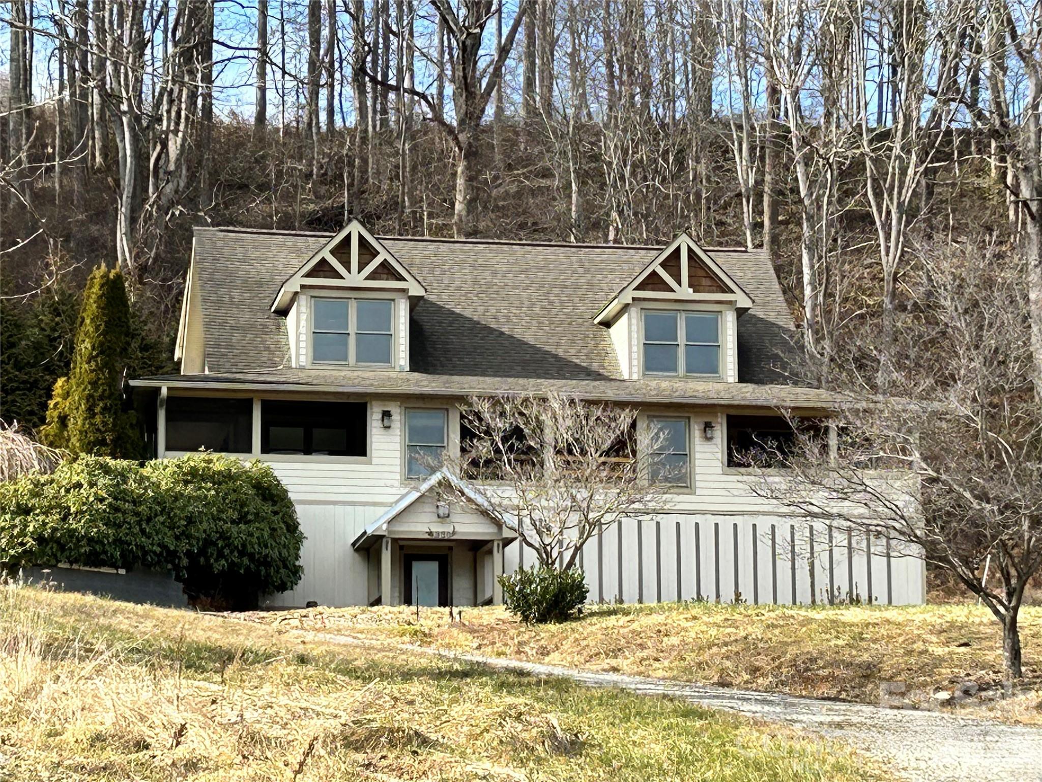 330 Potts Drive Property Photo 2
