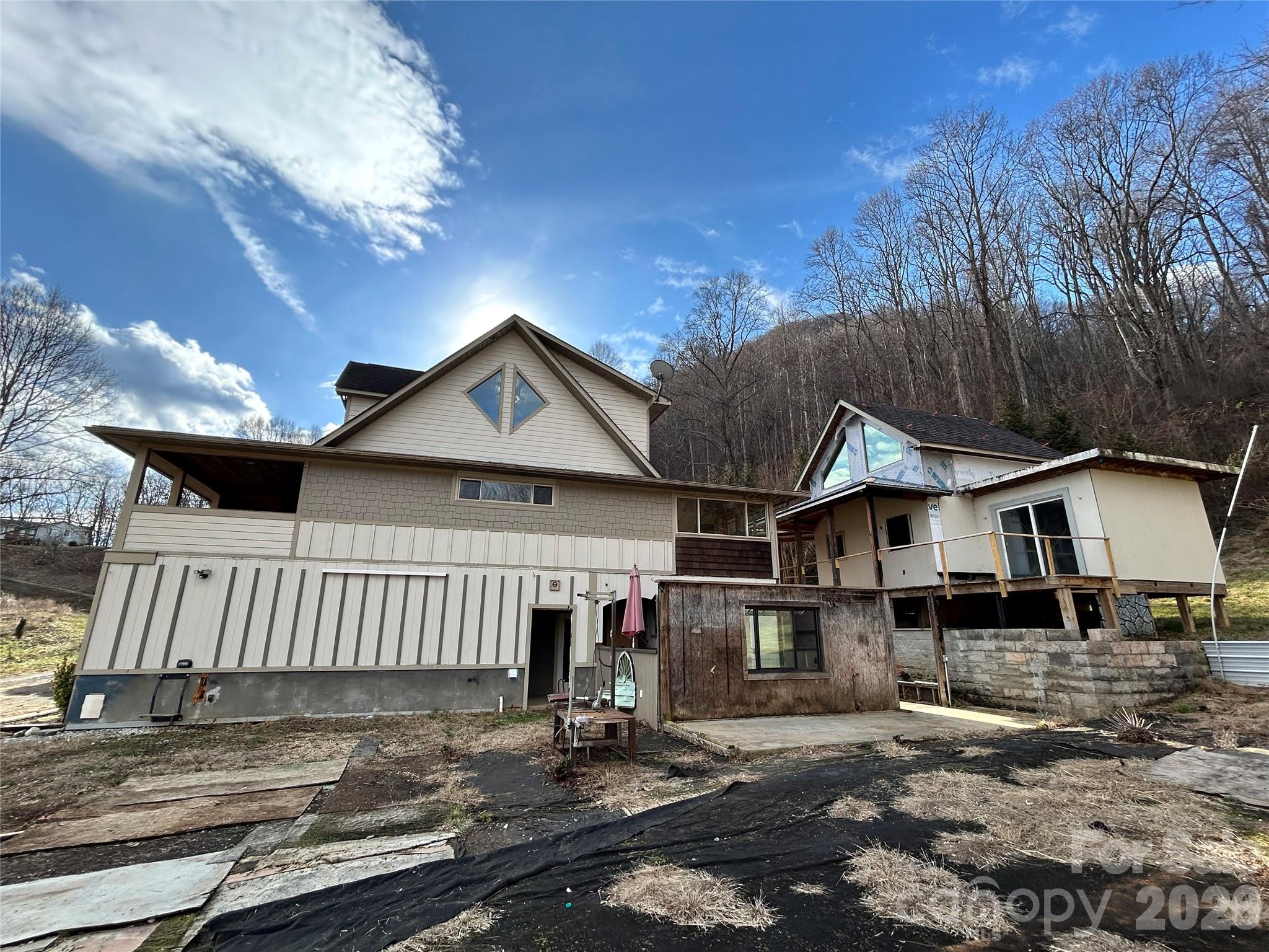 330 Potts Drive Property Photo 9