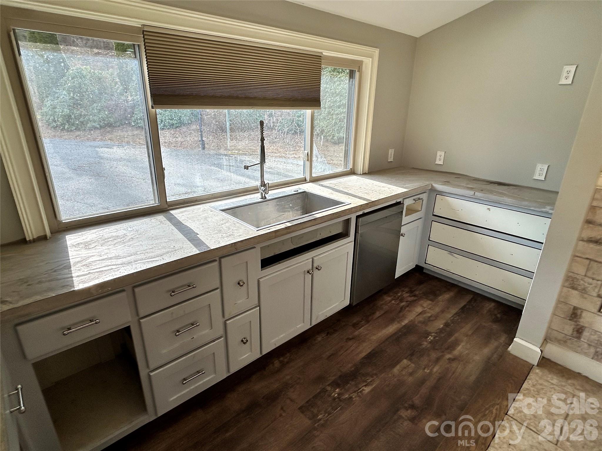 330 Potts Drive Property Photo 24