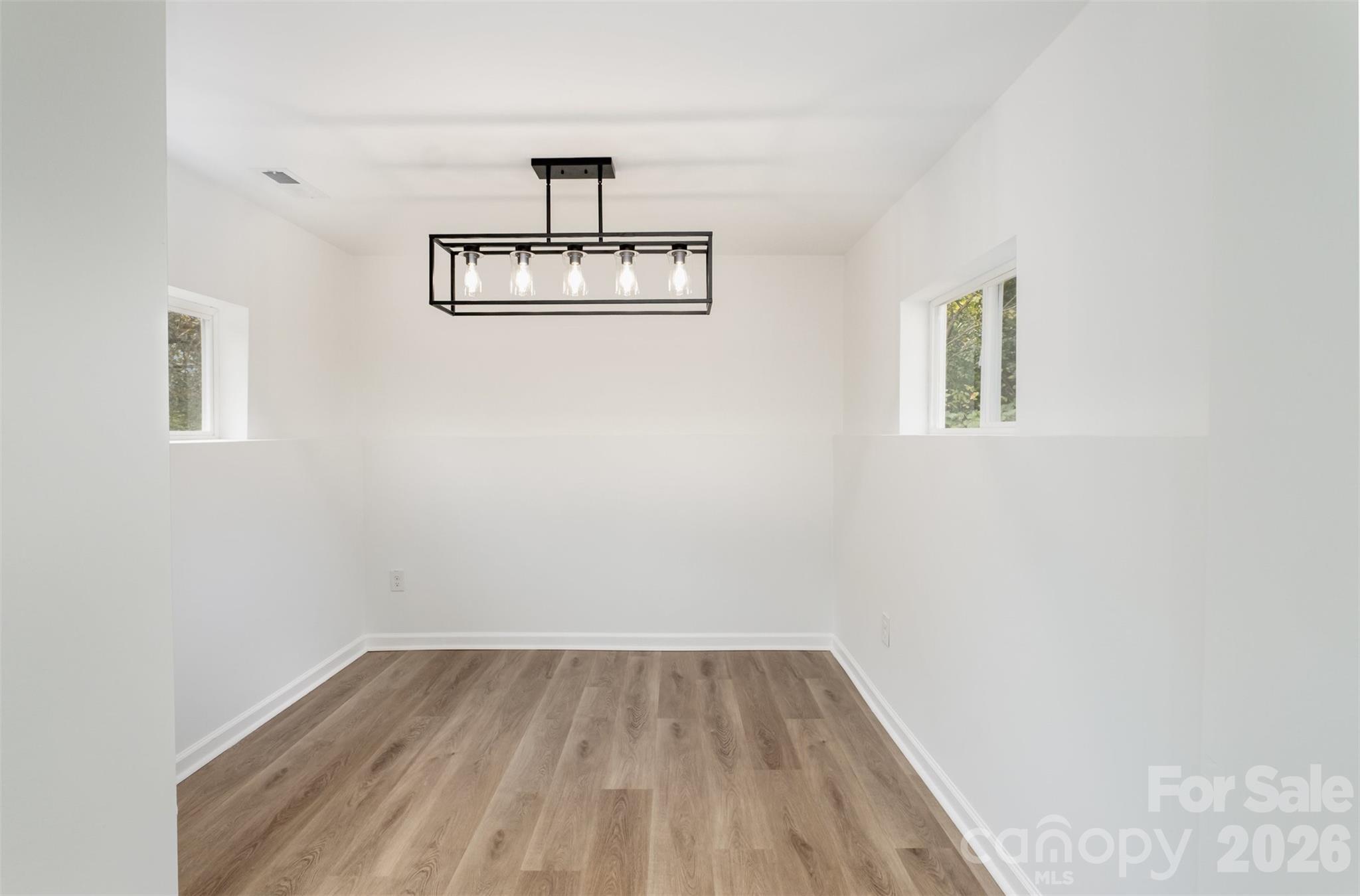 503 Circle Drive Property Photo 11
