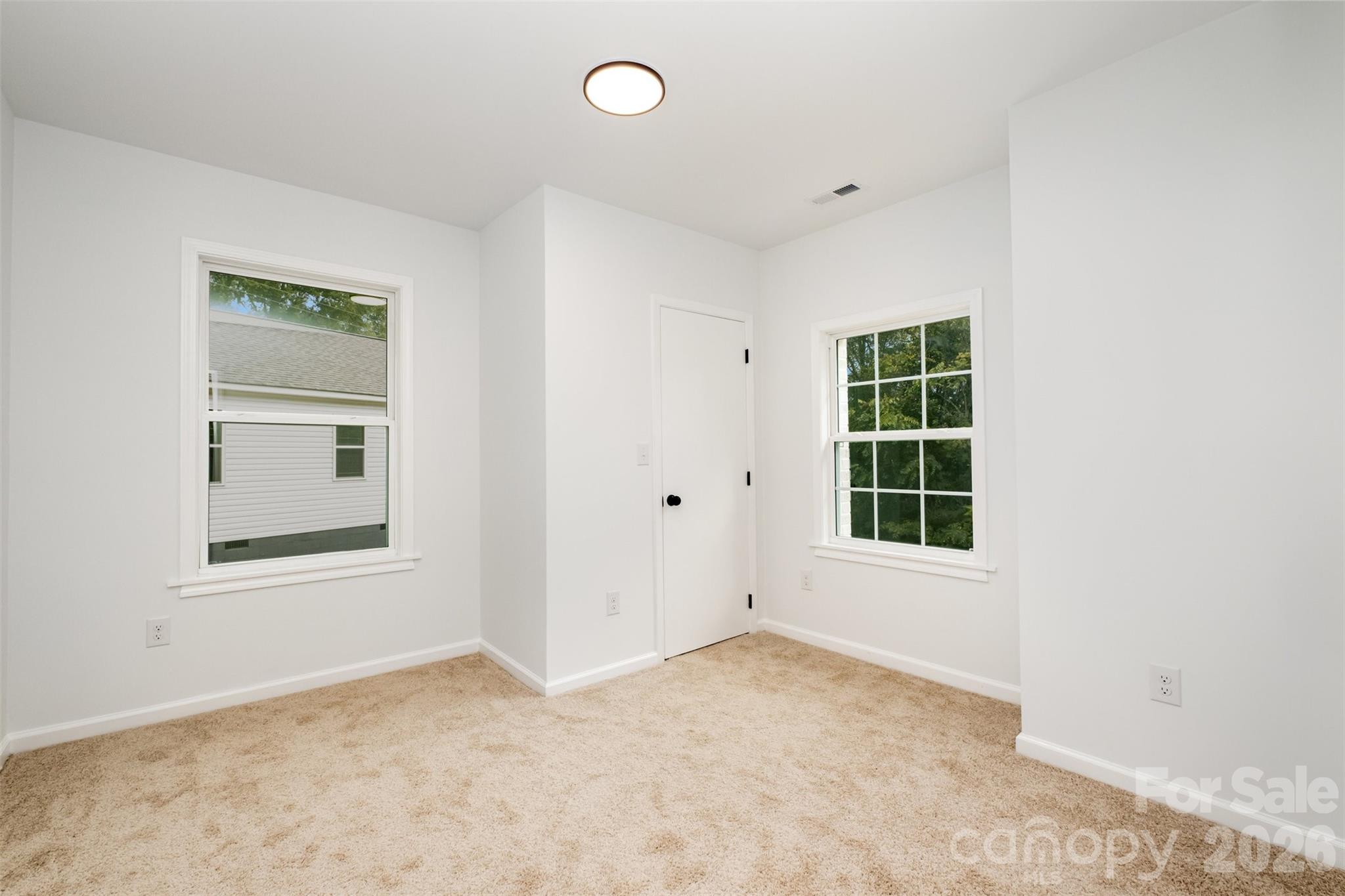 503 Circle Drive Property Photo 14