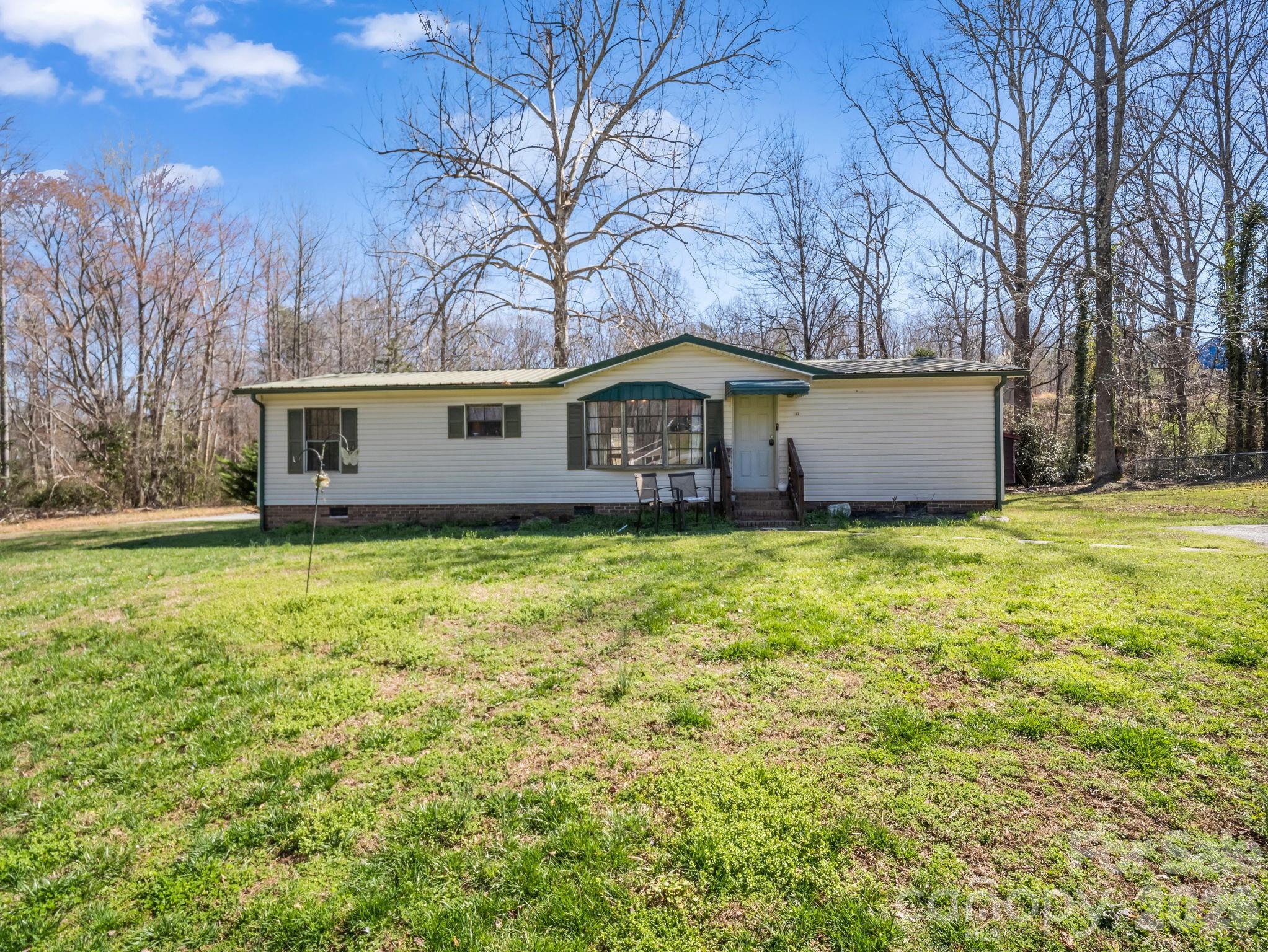 122 Hotel Hill Drive Property Photo 1