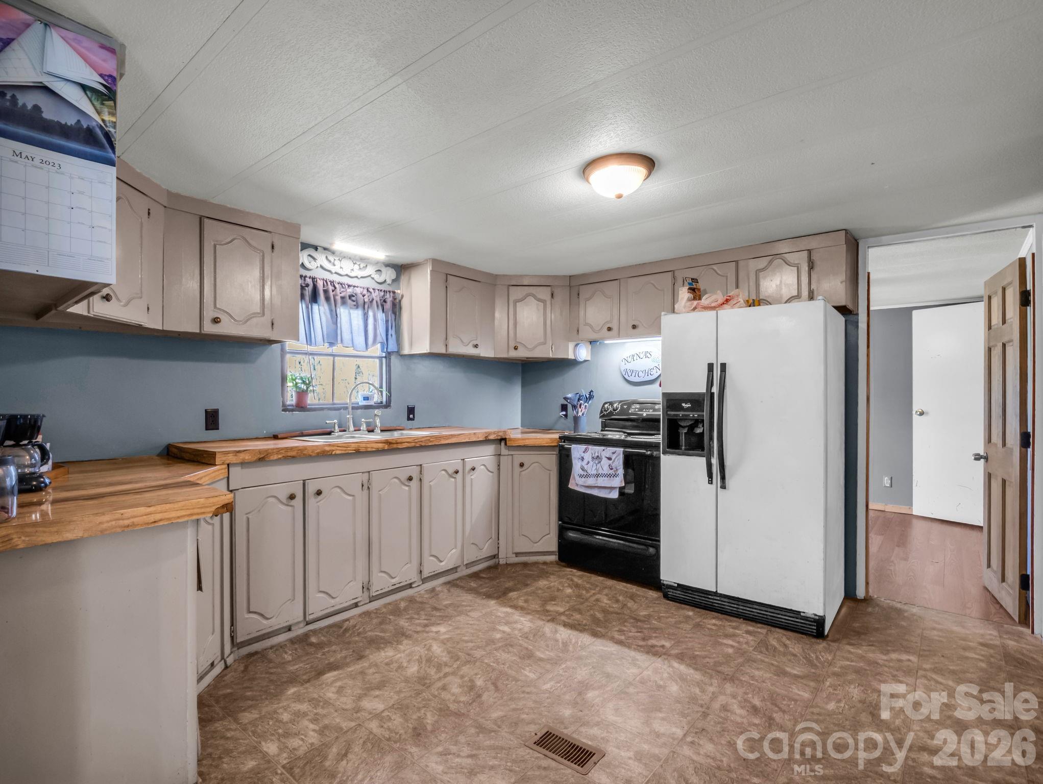 122 Hotel Hill Drive Property Photo 7