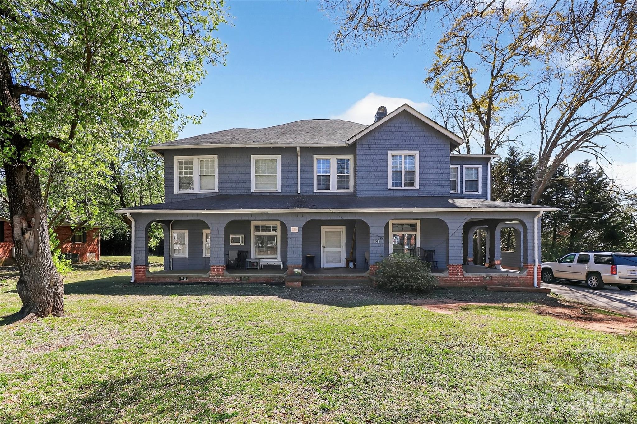 309 Morgan Street Property Photo 1