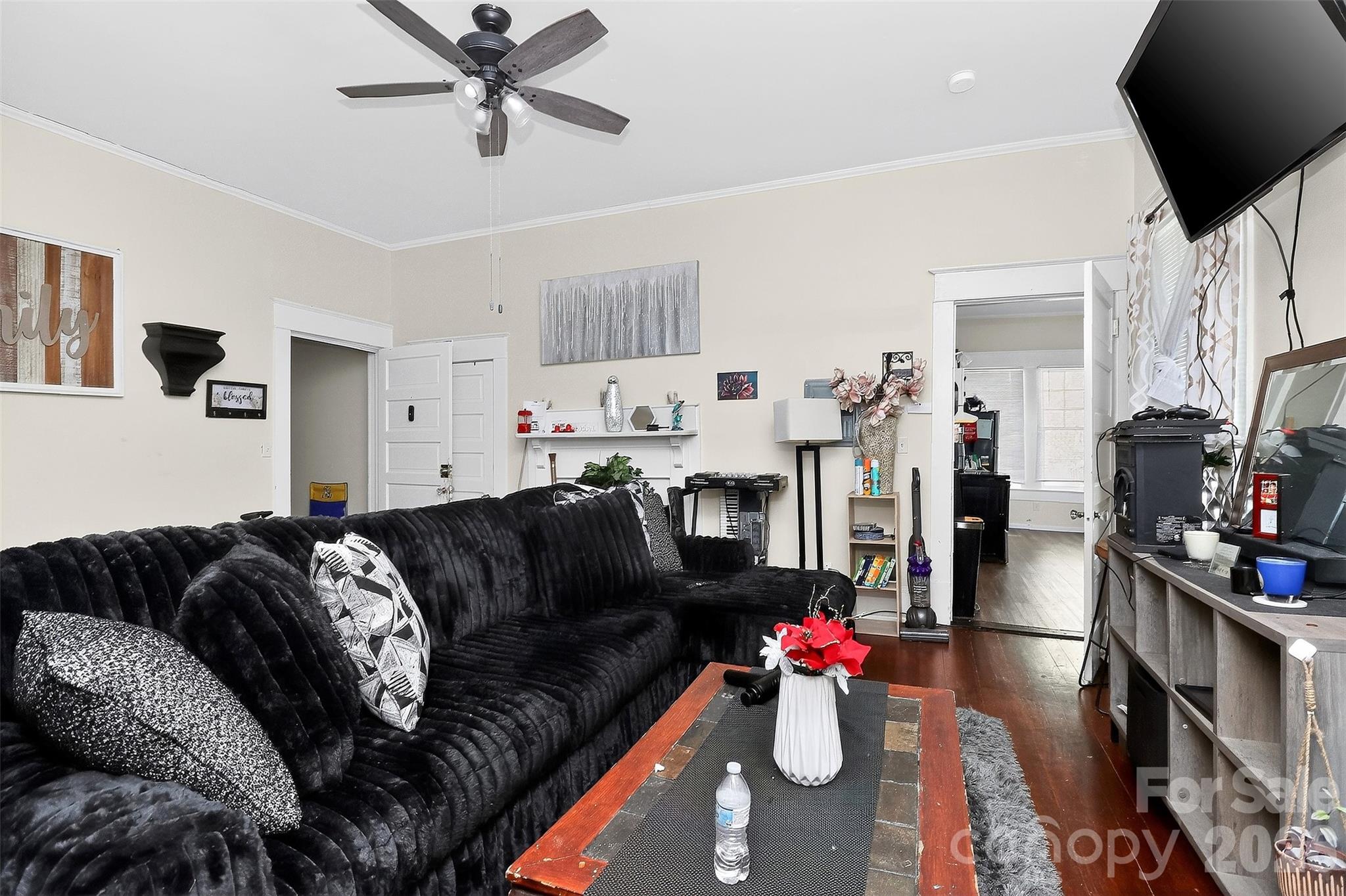 309 Morgan Street Property Photo 18