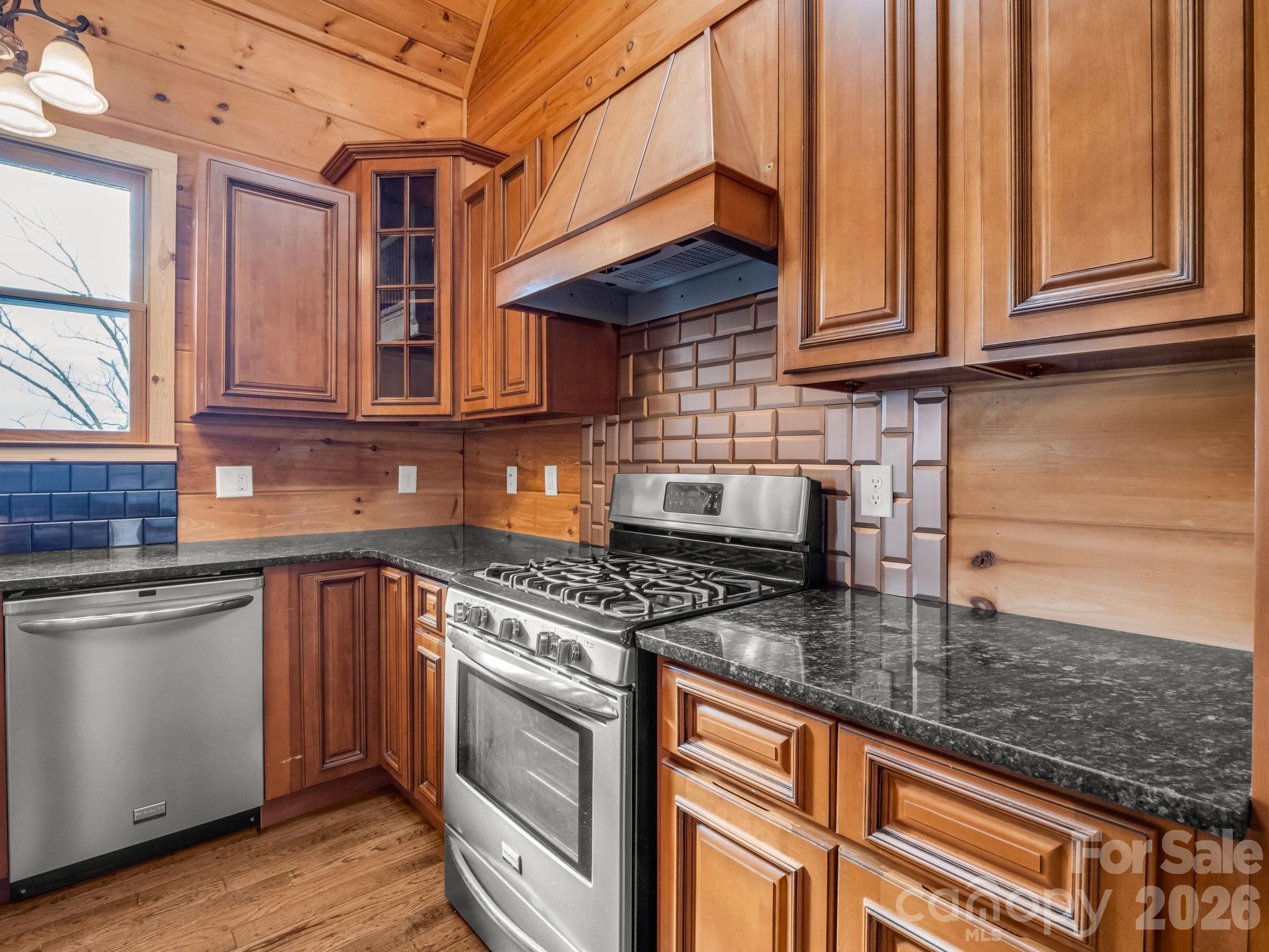 110 Chetan Way Property Photo 12