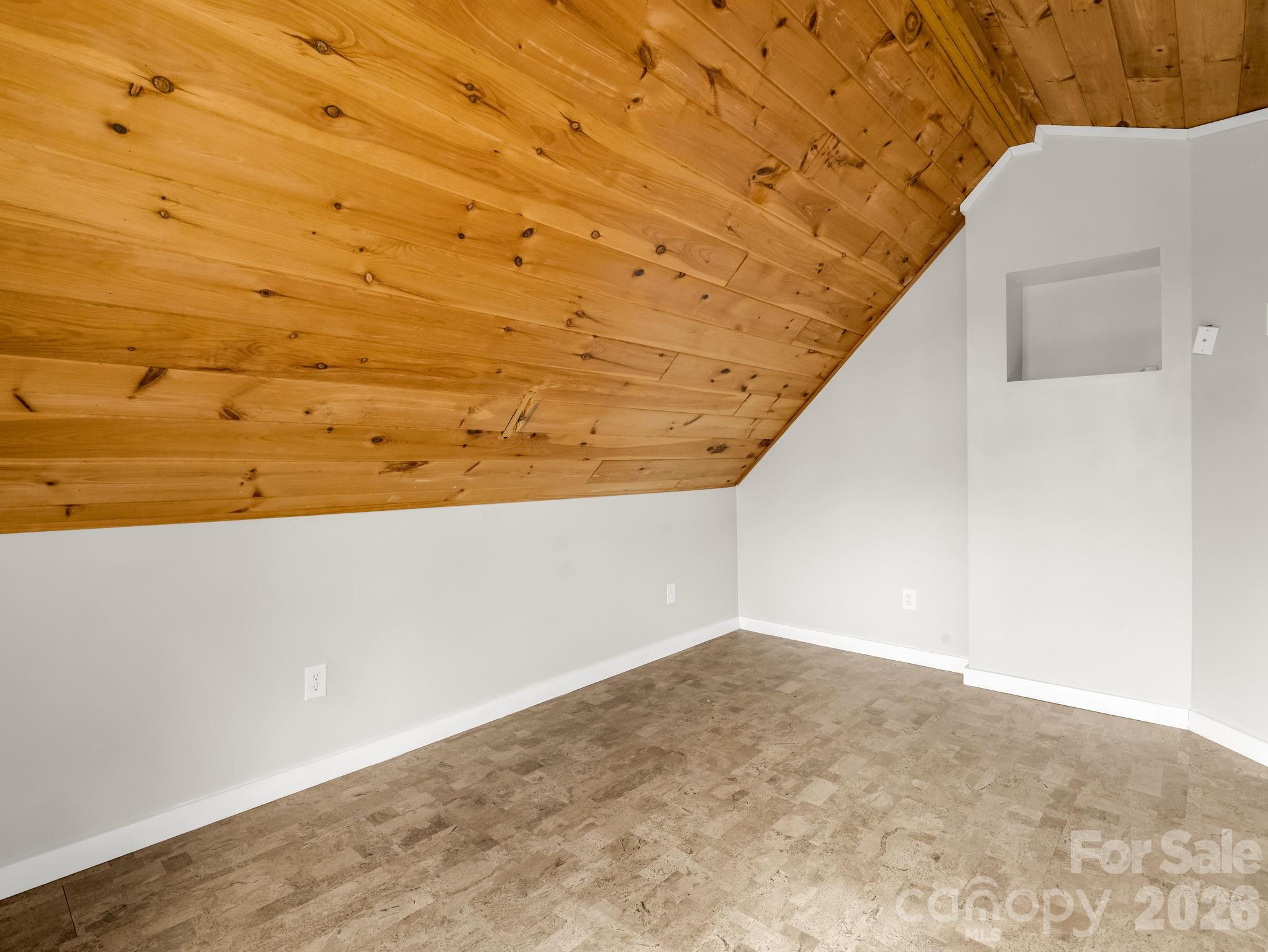 110 Chetan Way Property Photo 35