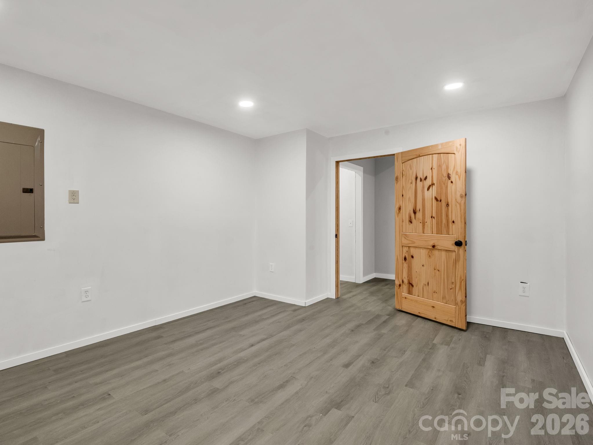 110 Chetan Way Property Photo 42