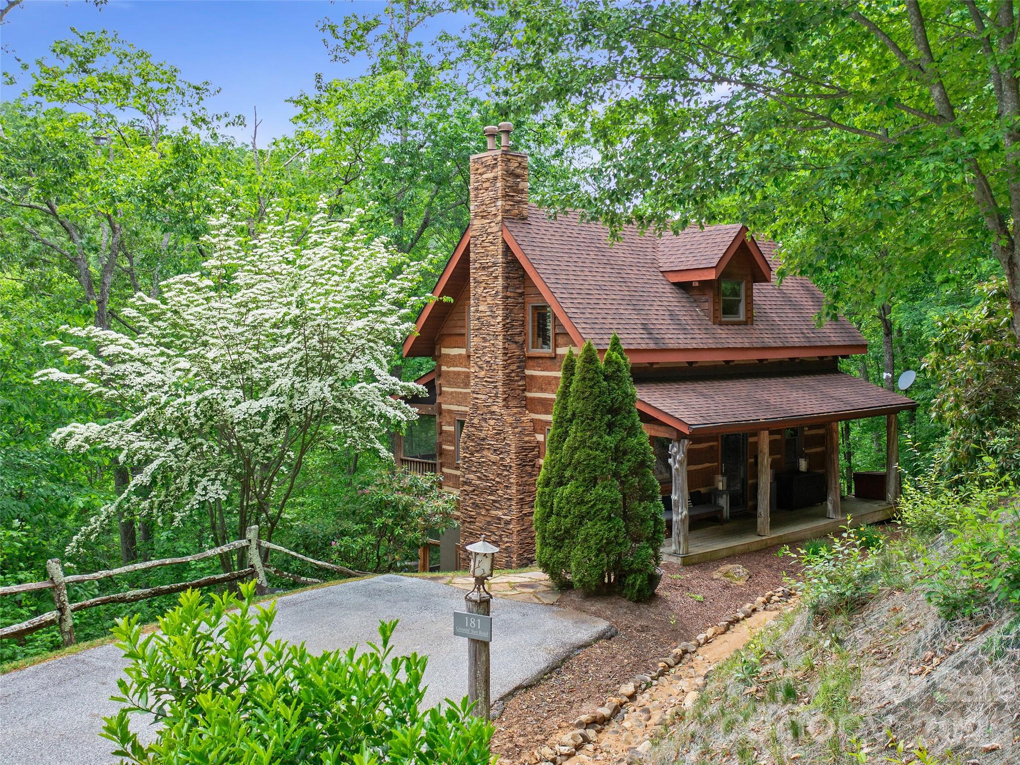 181 Grinnin Sun Road Property Photo 1