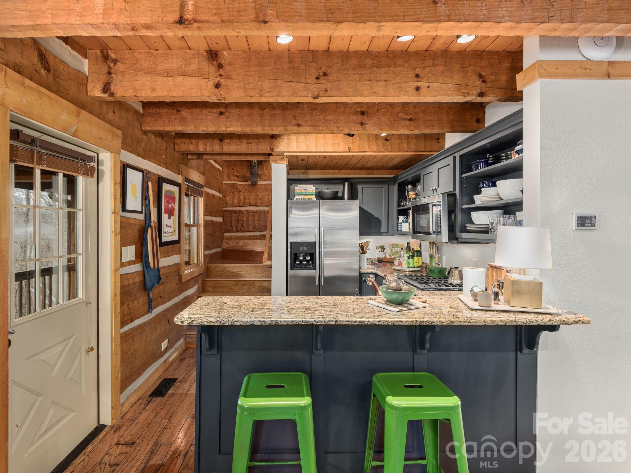 181 Grinnin Sun Road Property Photo 6