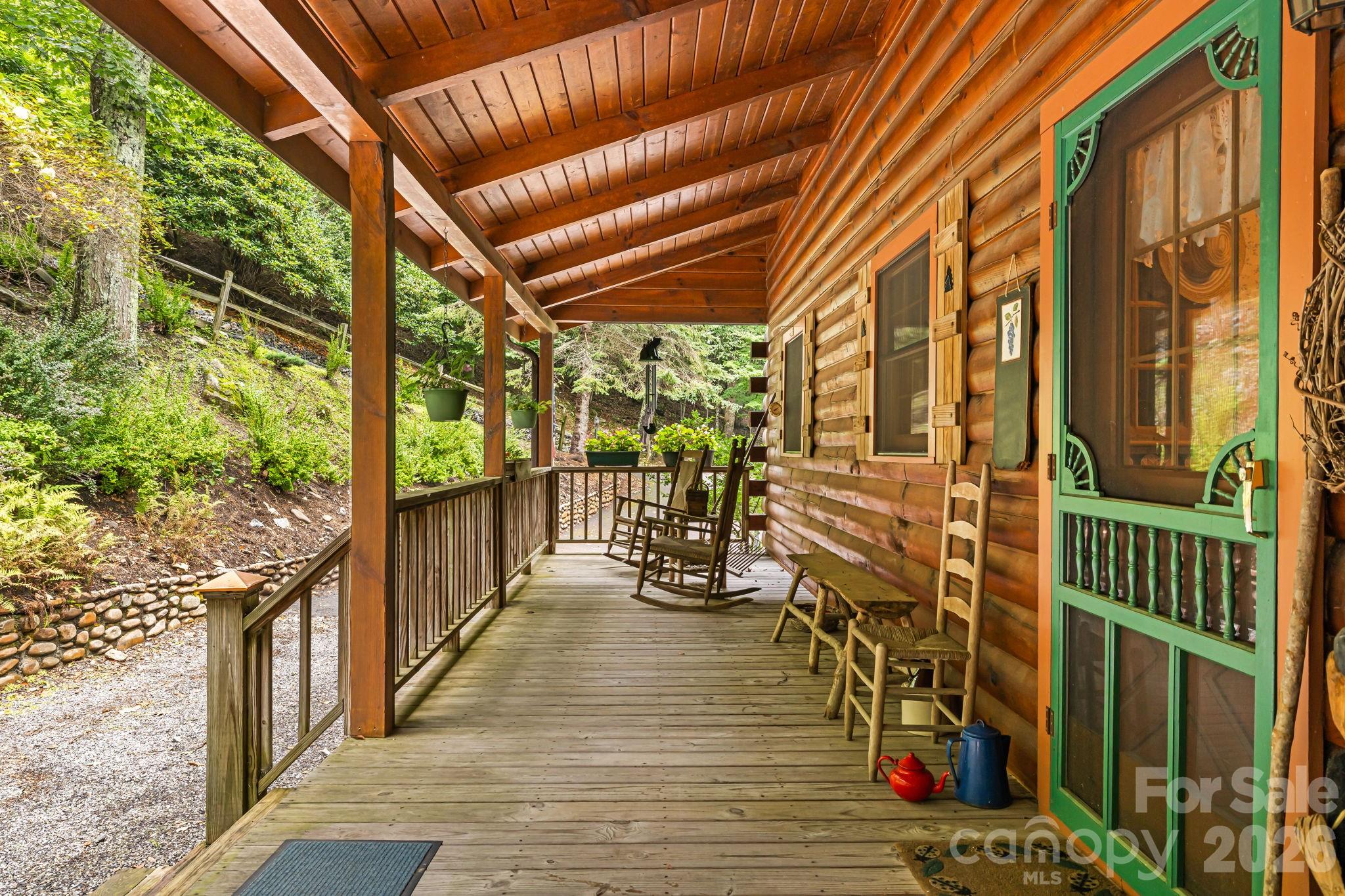 215 Goldenleaf Road Property Photo 4