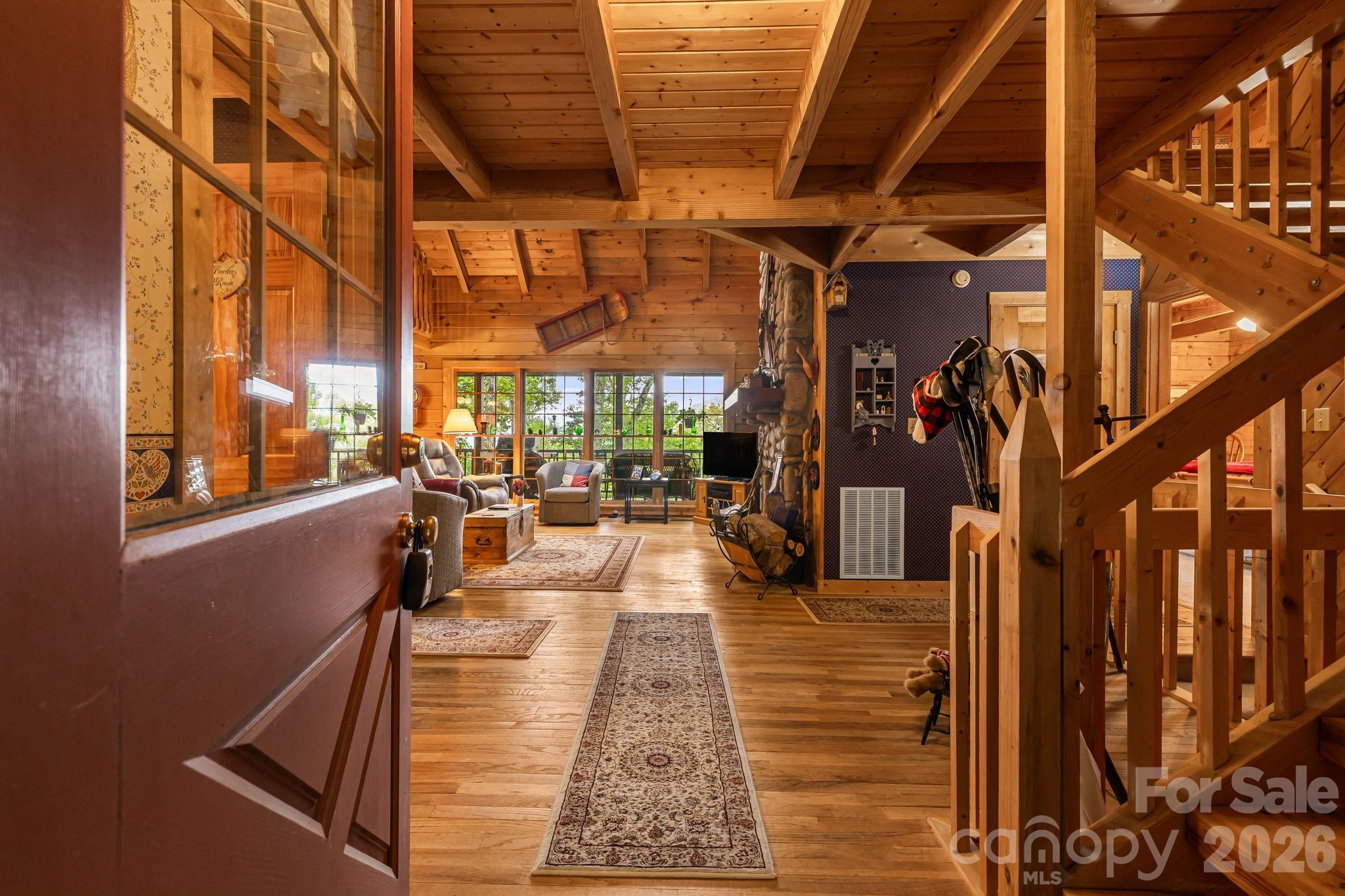 215 Goldenleaf Road Property Photo 9