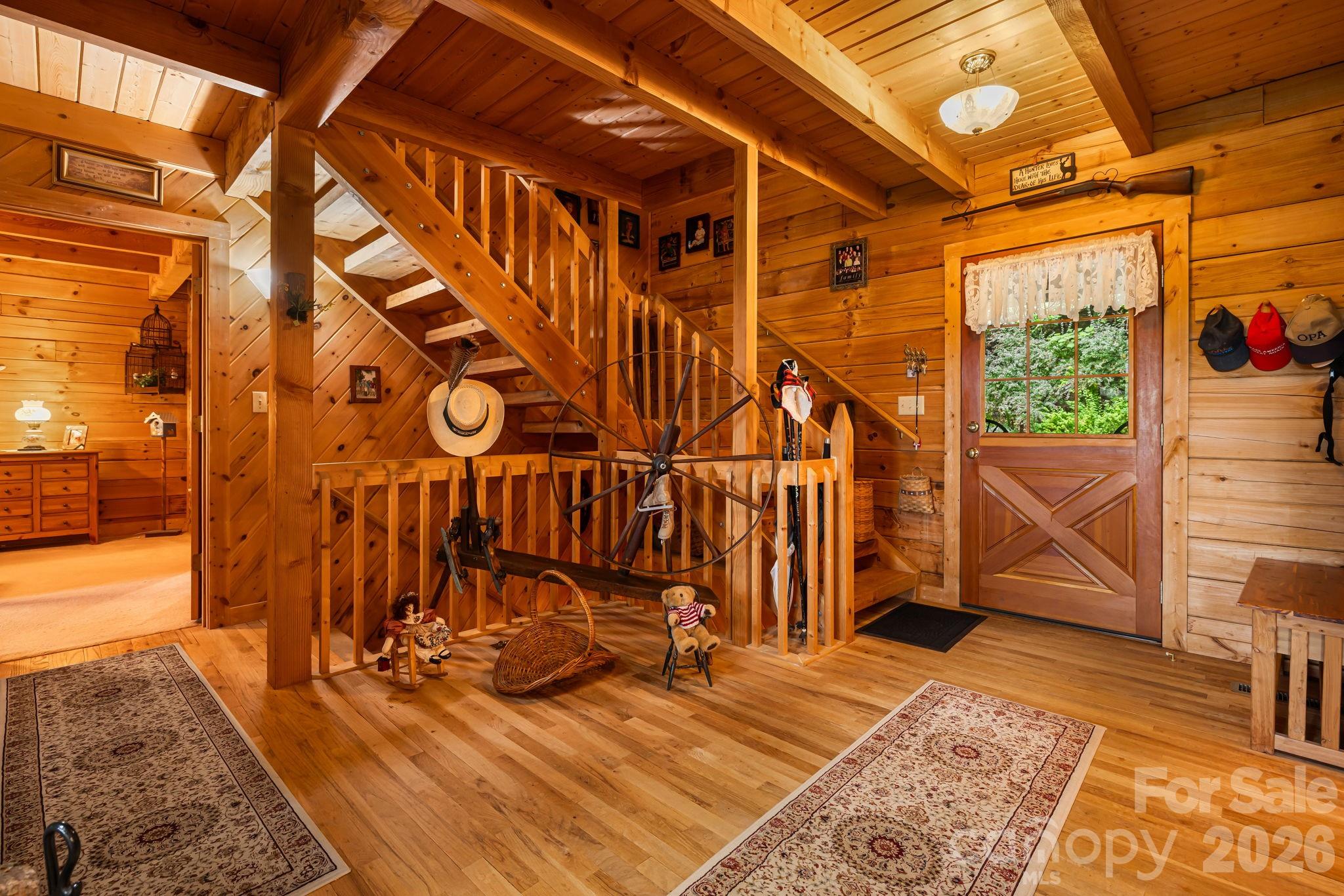 215 Goldenleaf Road Property Photo 10