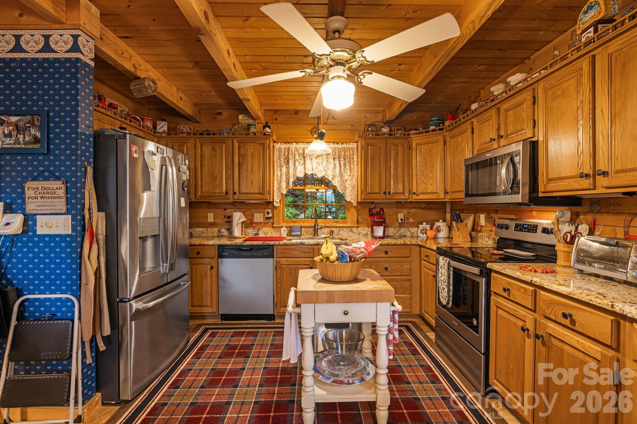 215 Goldenleaf Road Property Photo 13