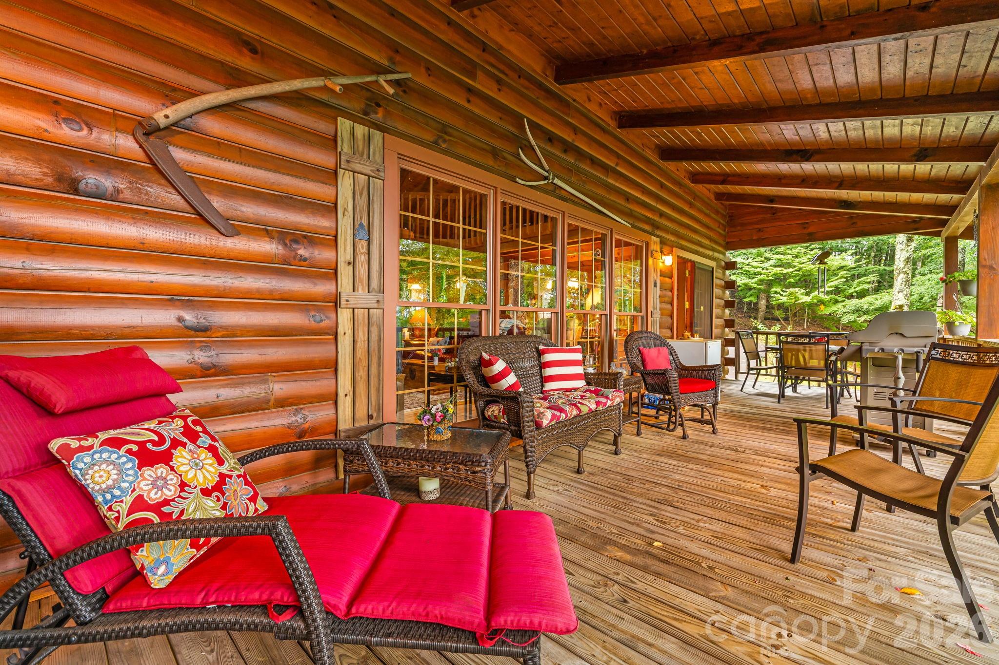 215 Goldenleaf Road Property Photo 34