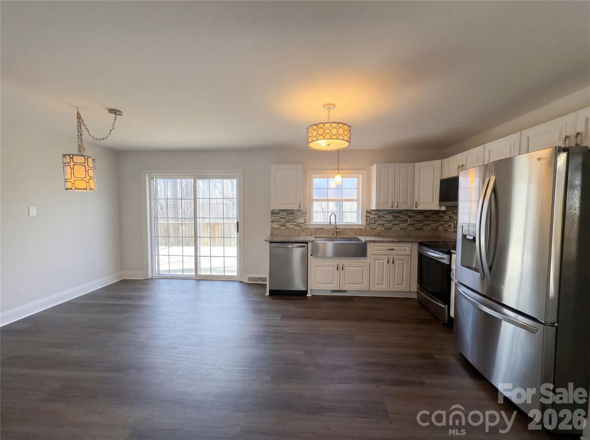 1710 Oak Park Court Property Photo 7