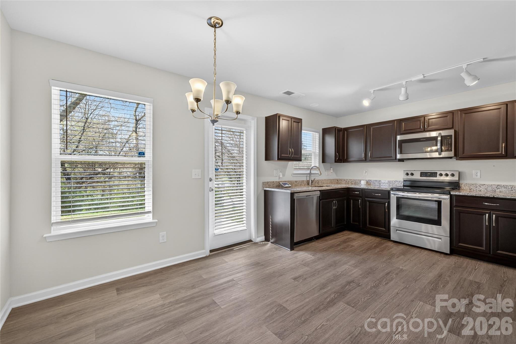 128 Pleasant Hill Street Property Photo 7