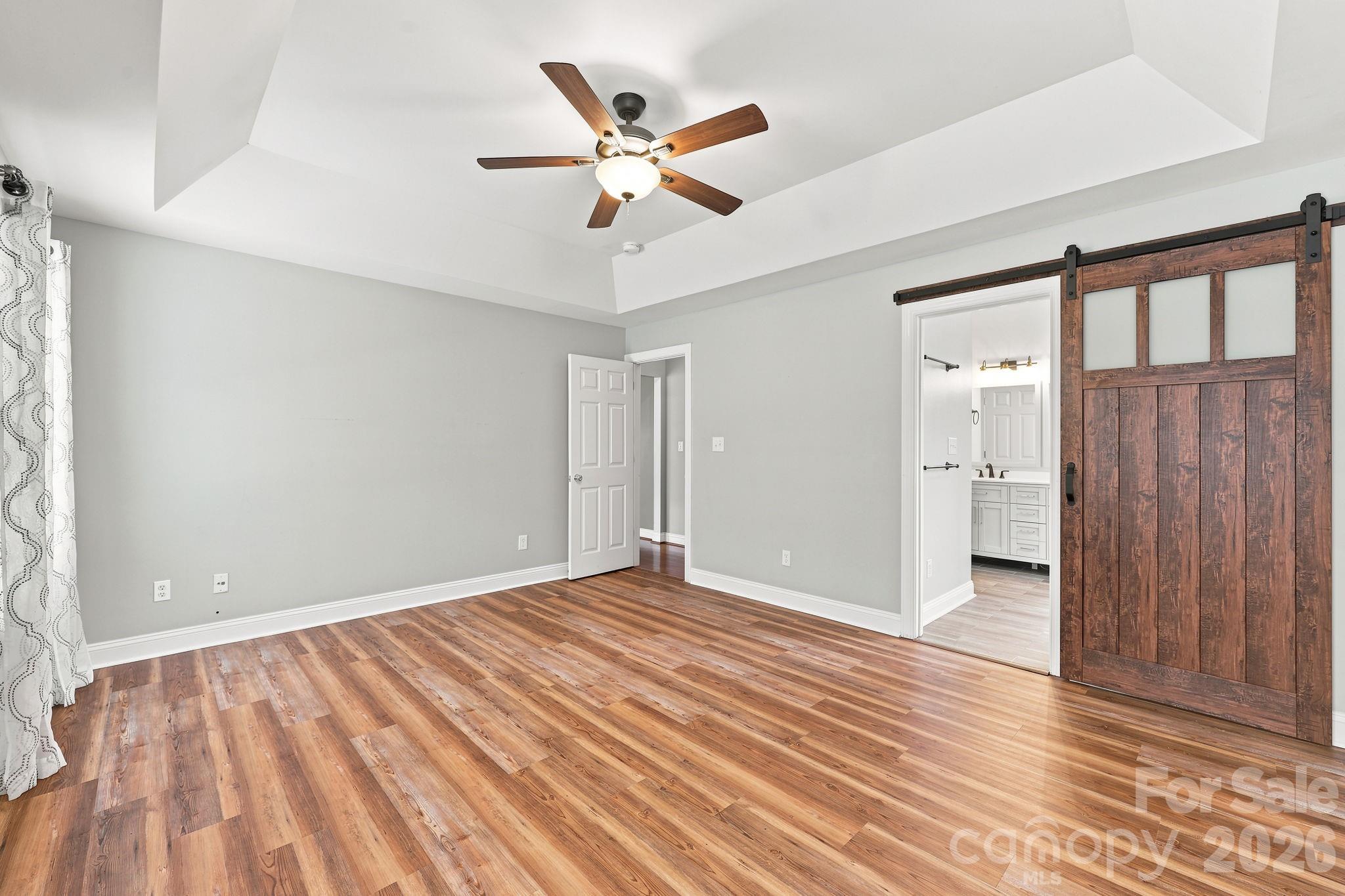 8821 Hambright Road Property Photo 15