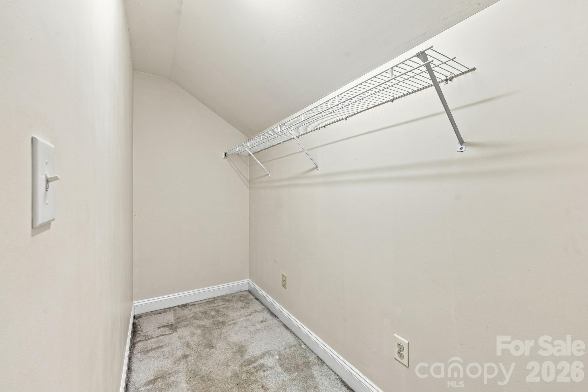 8821 Hambright Road Property Photo 31